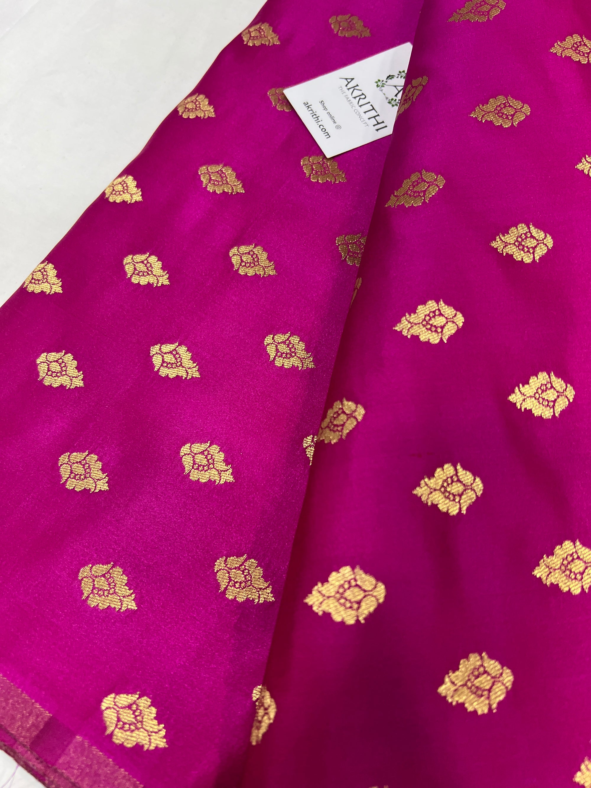 Pure Banarasi brocade butti fabric