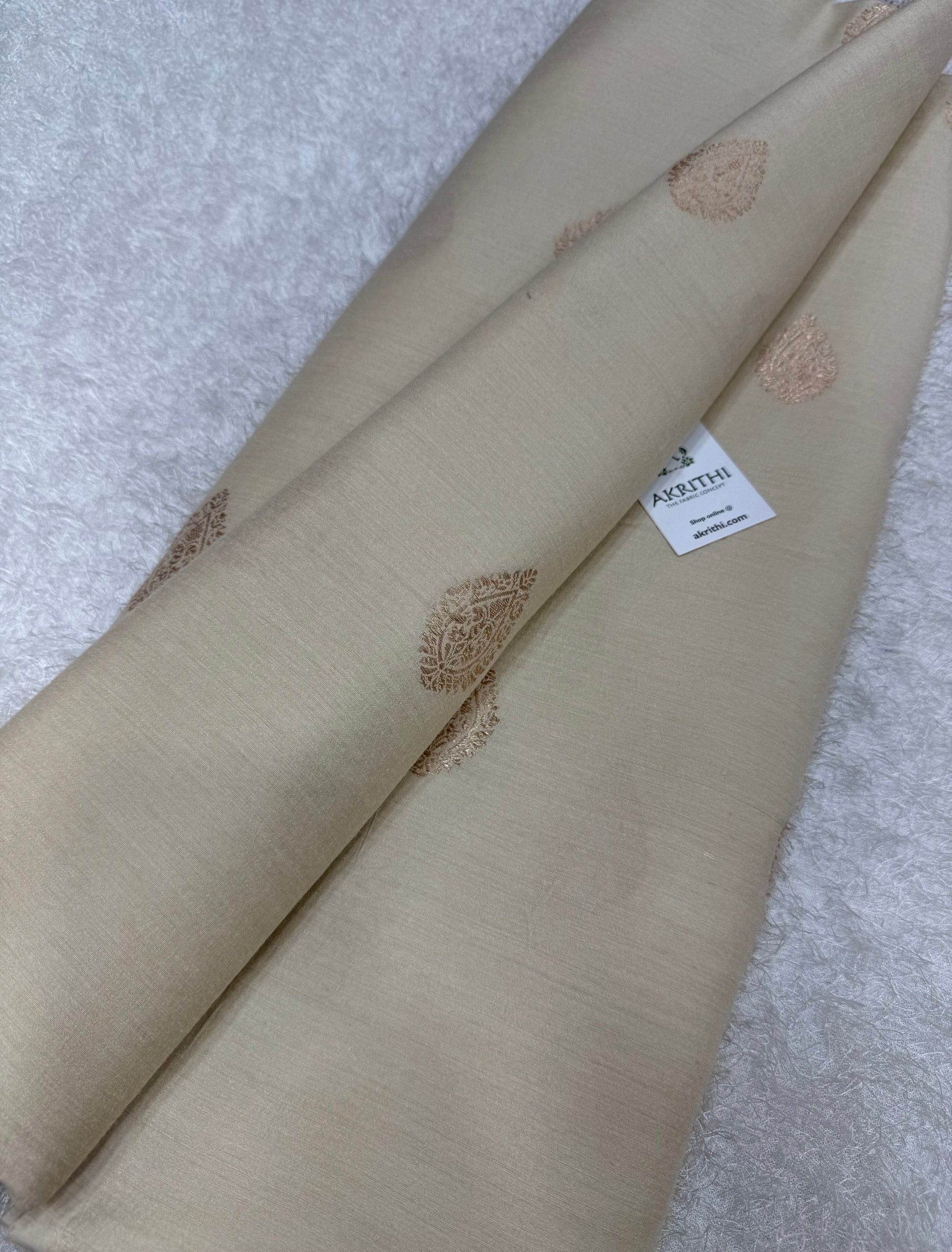 Dyeable Handloom pure munga silk fabric