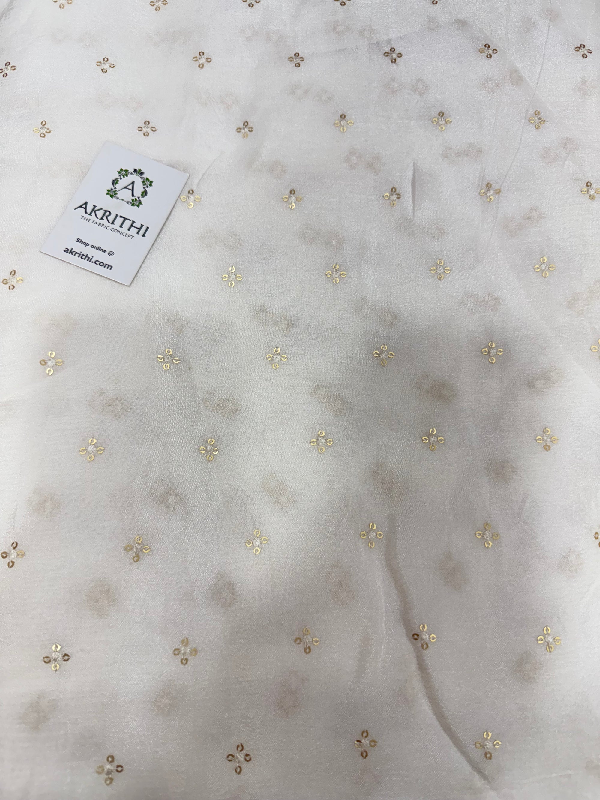 Dyeable butti chinon fabric