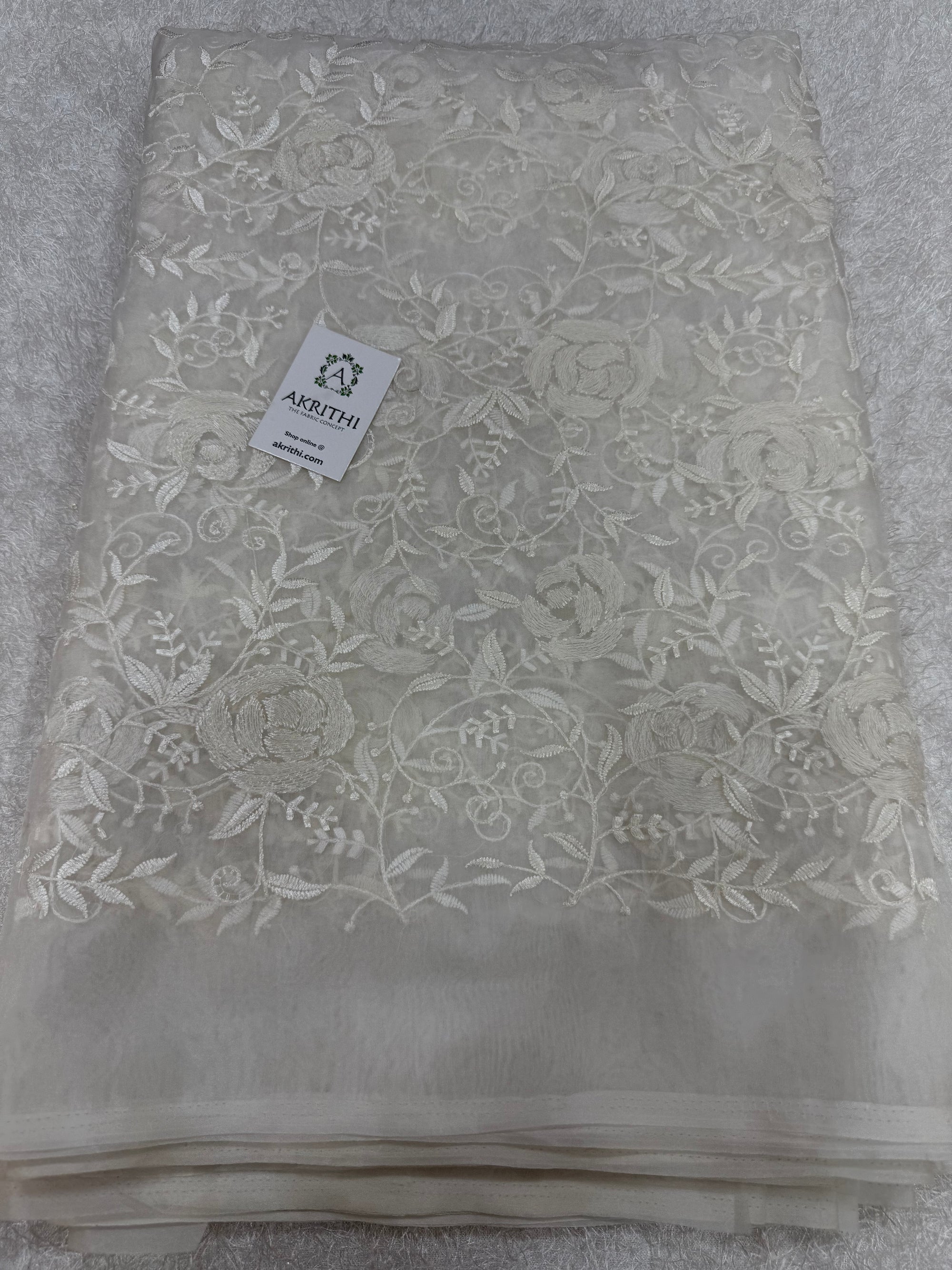 Dyeable embroidered organza fabric