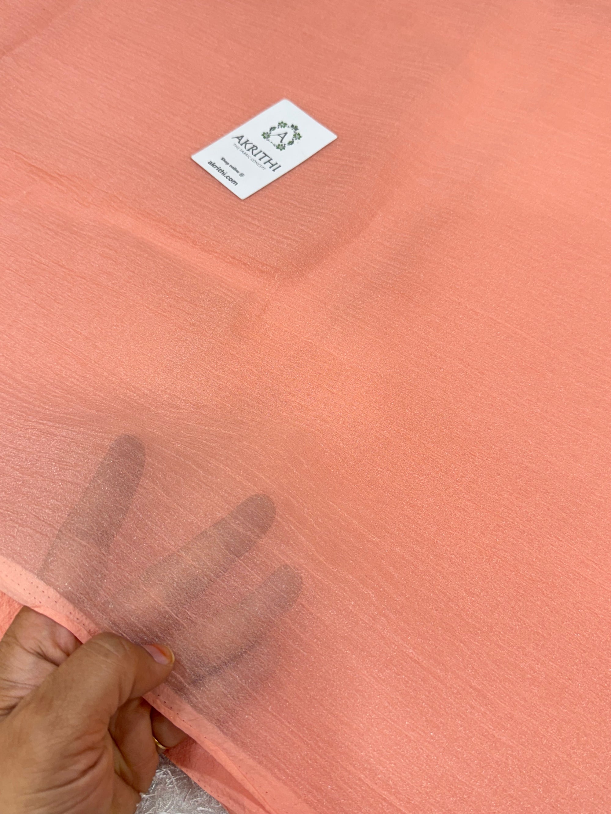 Crushed tissue fabric