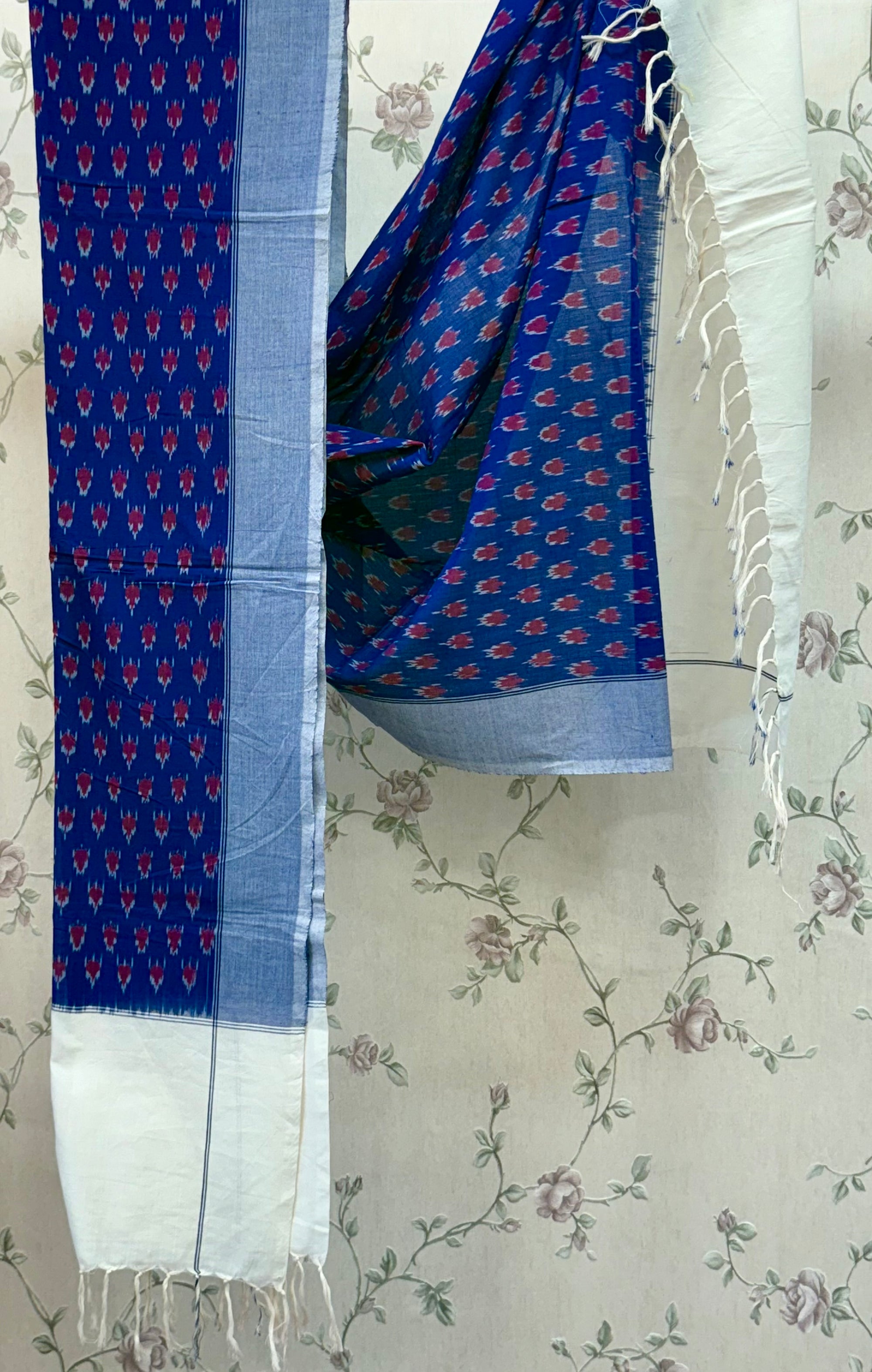 Handloom Pochampally mercerised cotton ikat dupatta