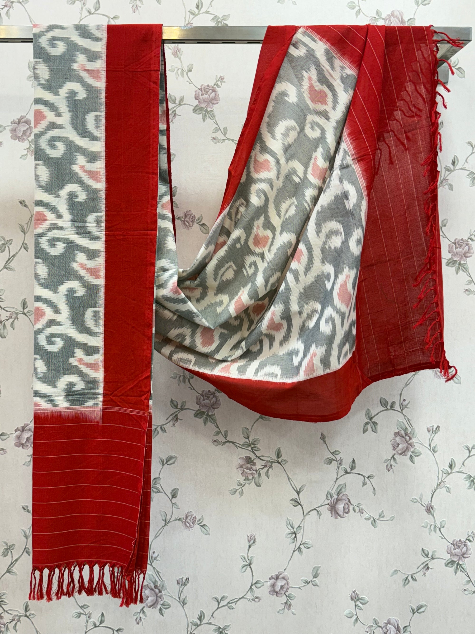 Handloom Pochampally mercerised cotton ikat dupatta