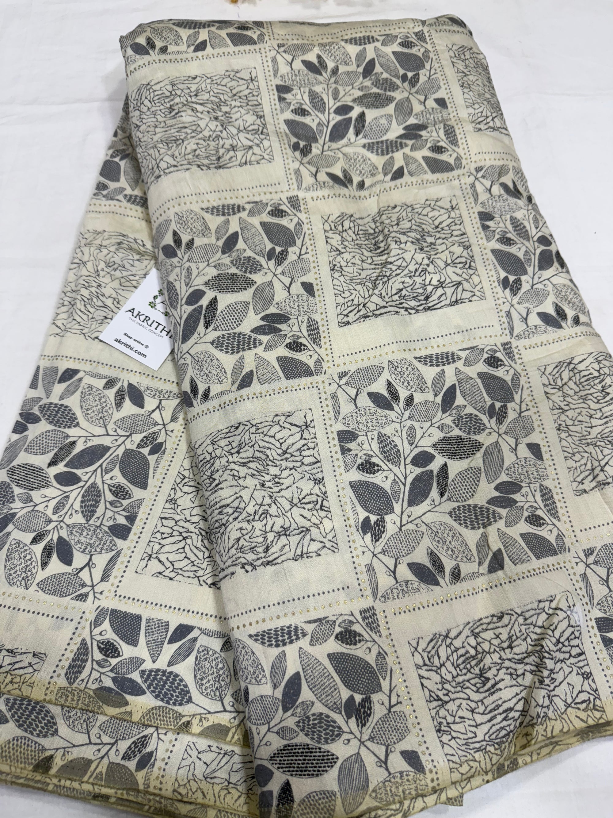 Printed viscose silk fabric