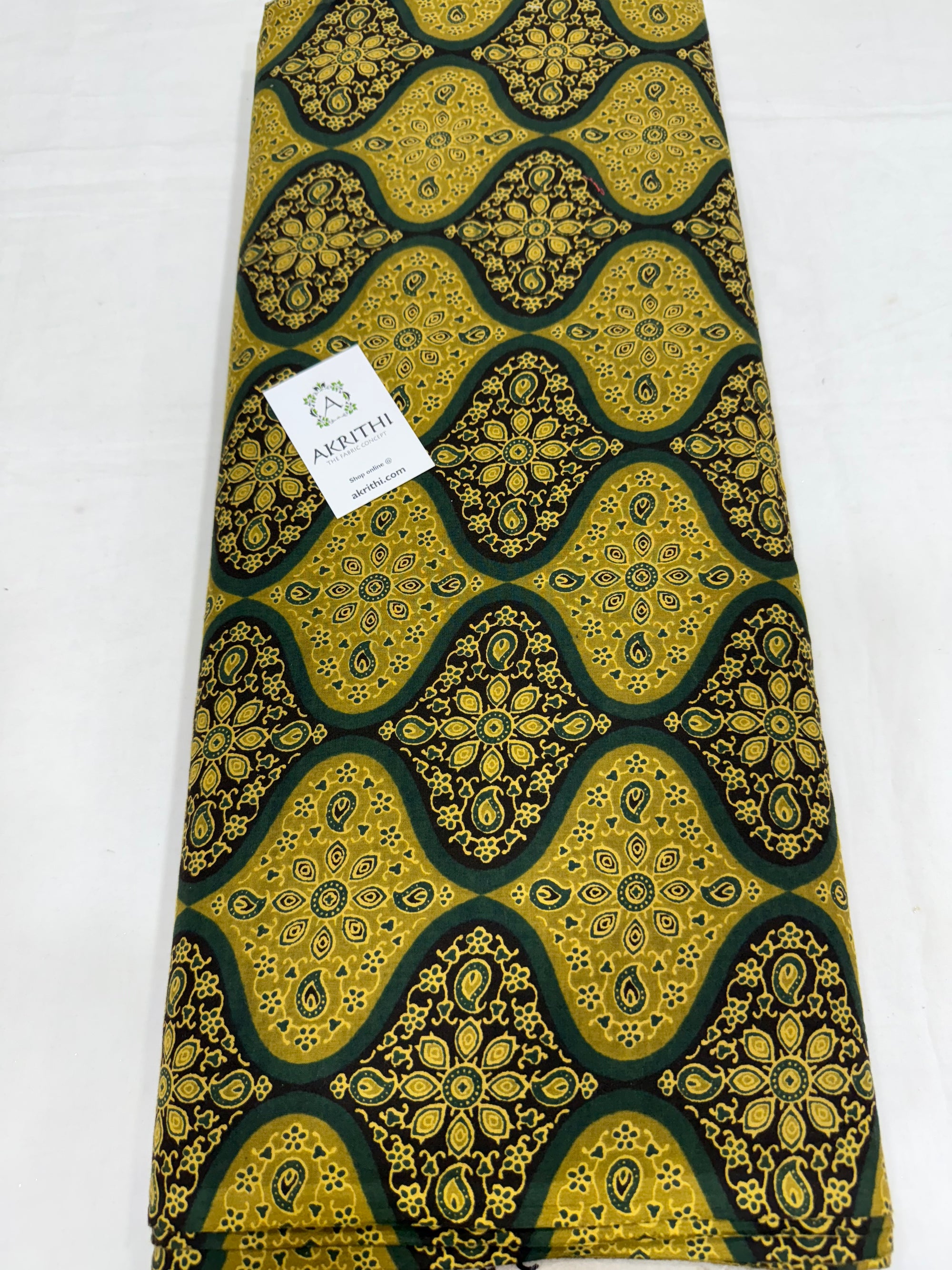 Printed pure cotton fabric