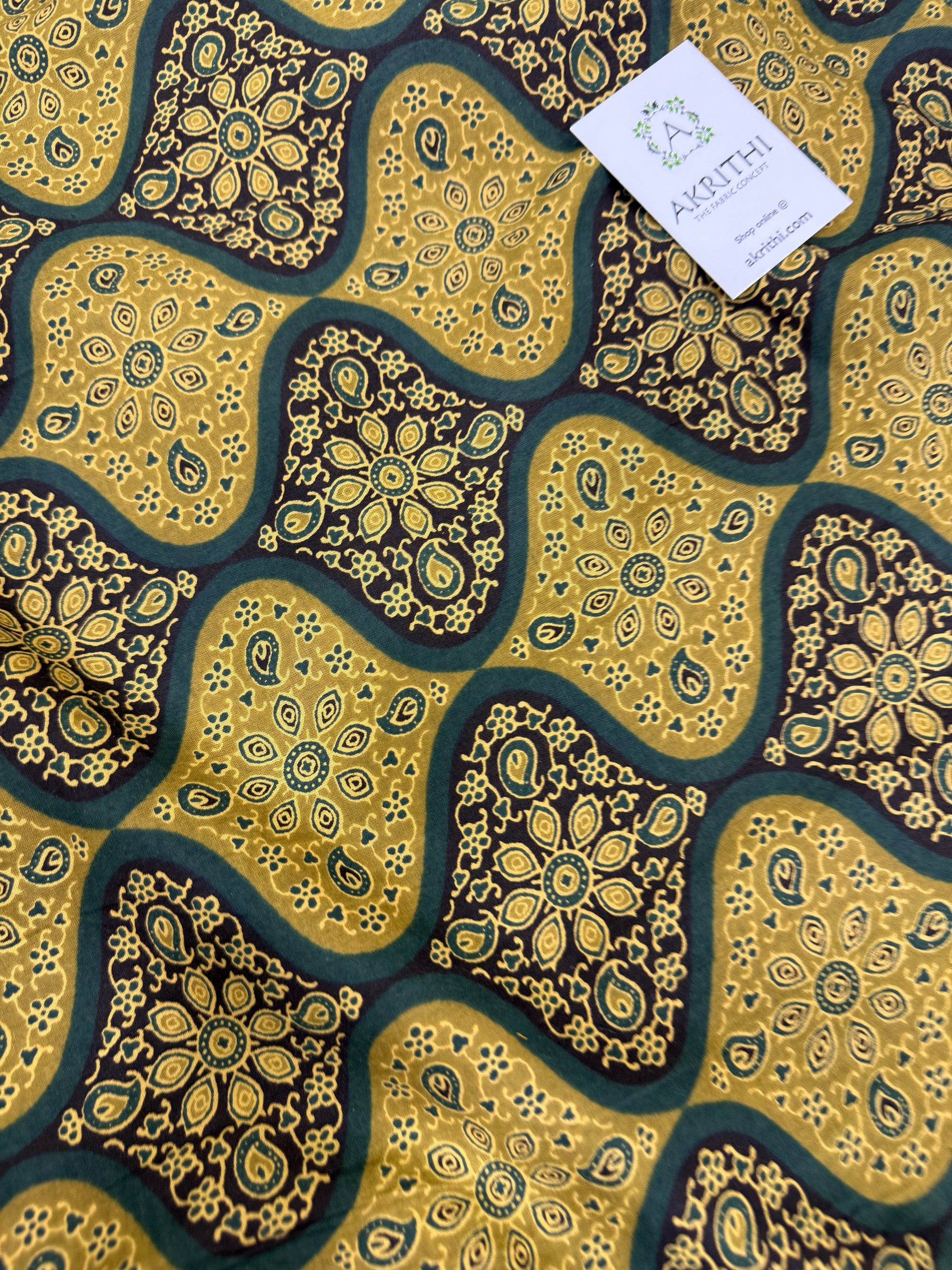Printed pure cotton fabric