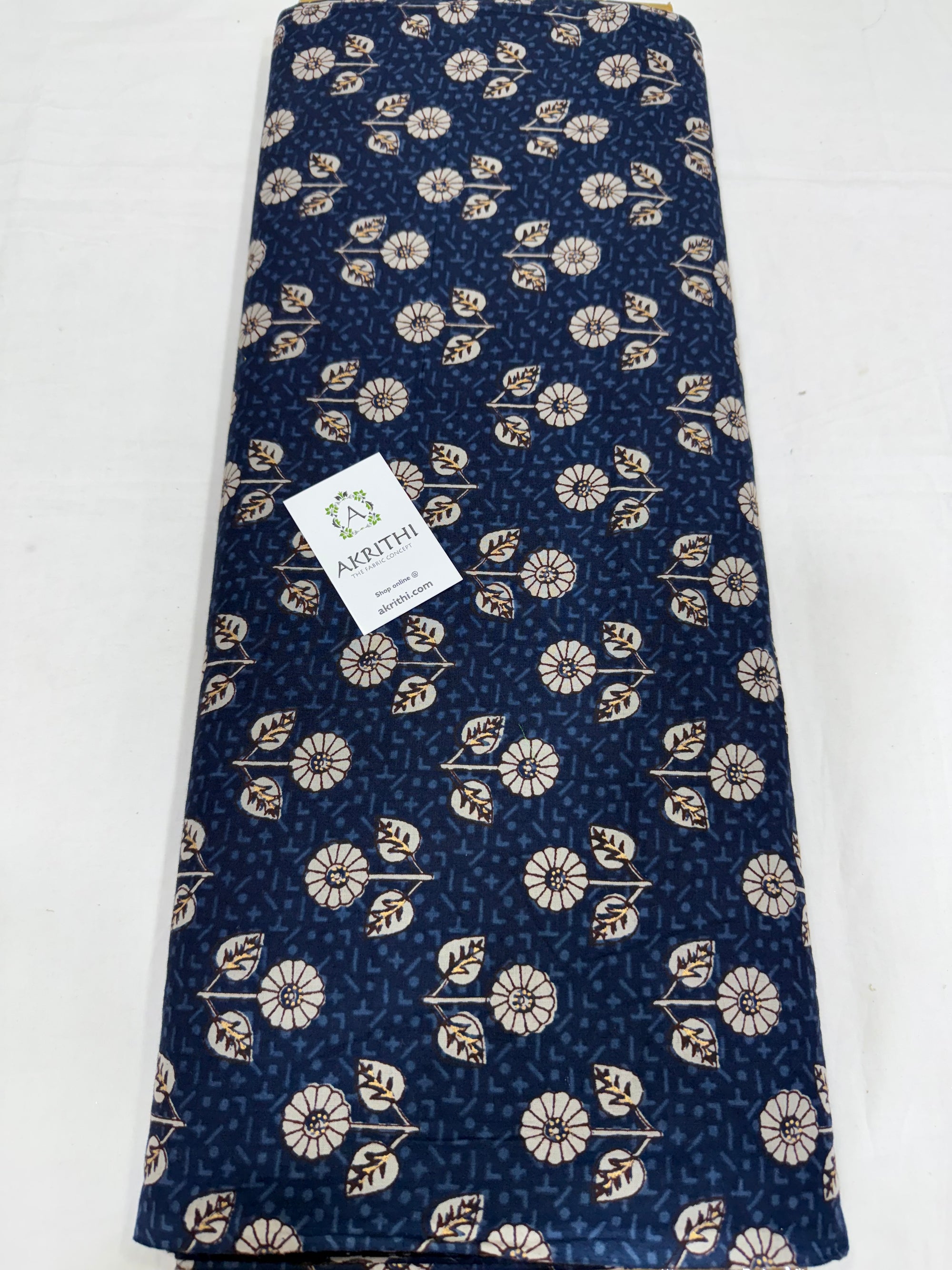 Printed pure cotton fabric