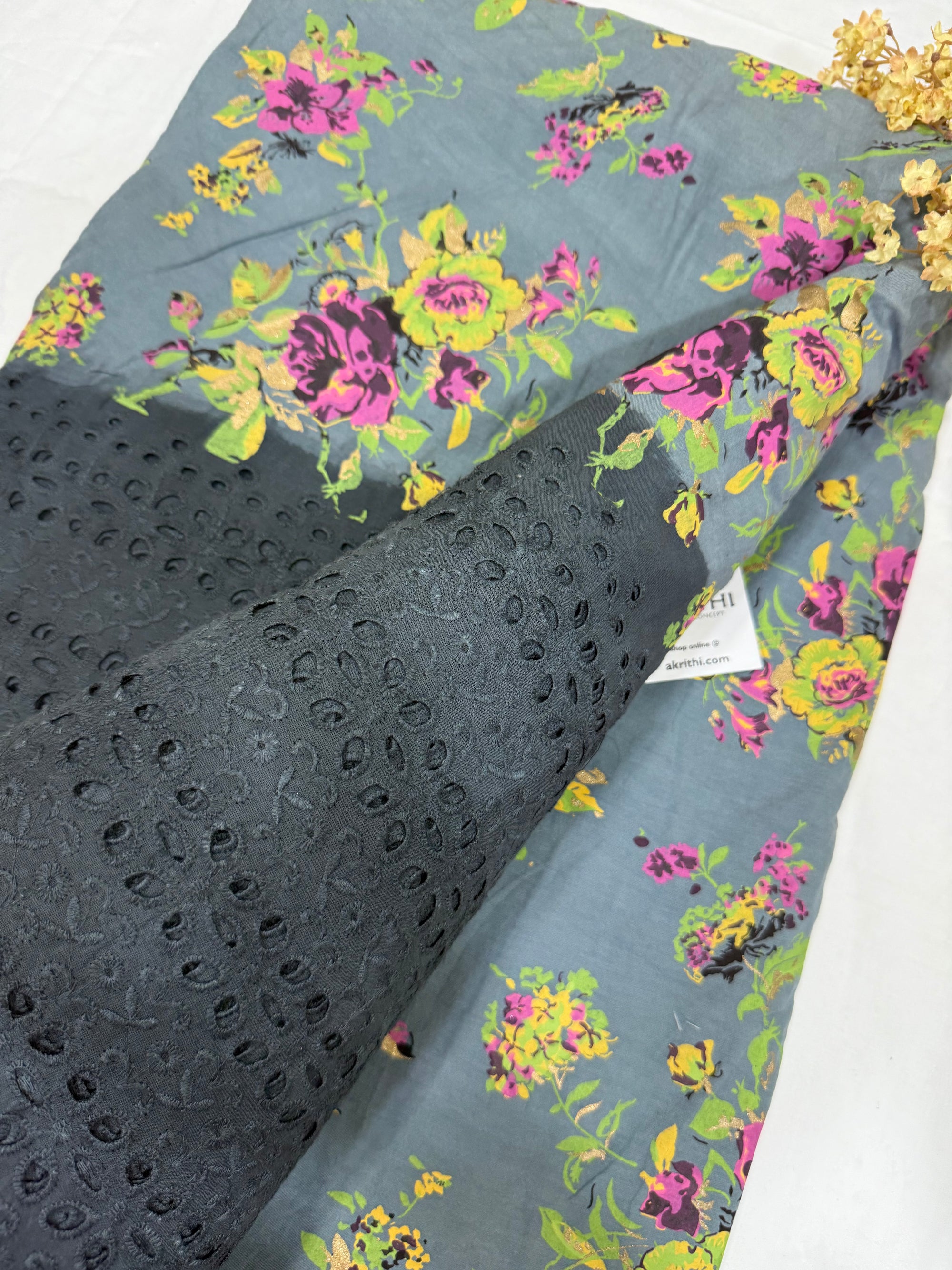 Floral printed pure cotton hakoba fabric