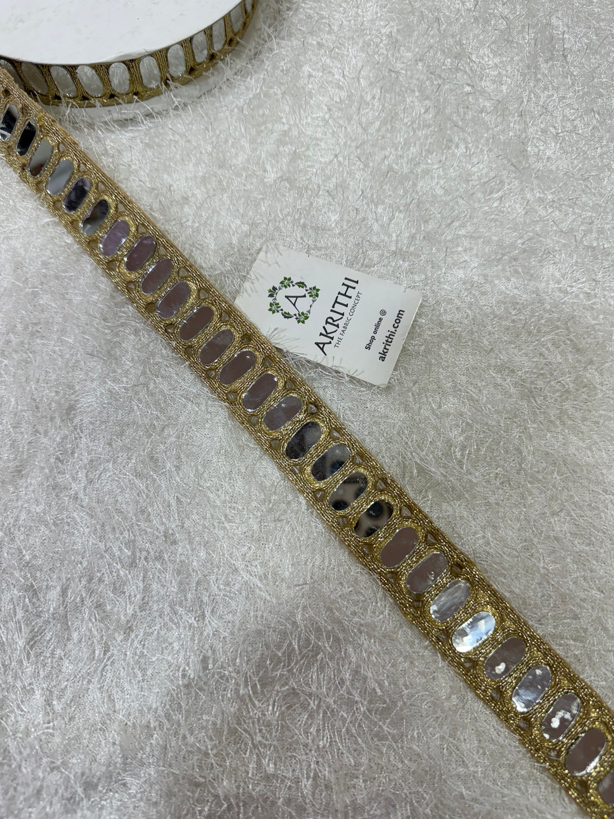 Embroidered mirror lace 9 metres roll