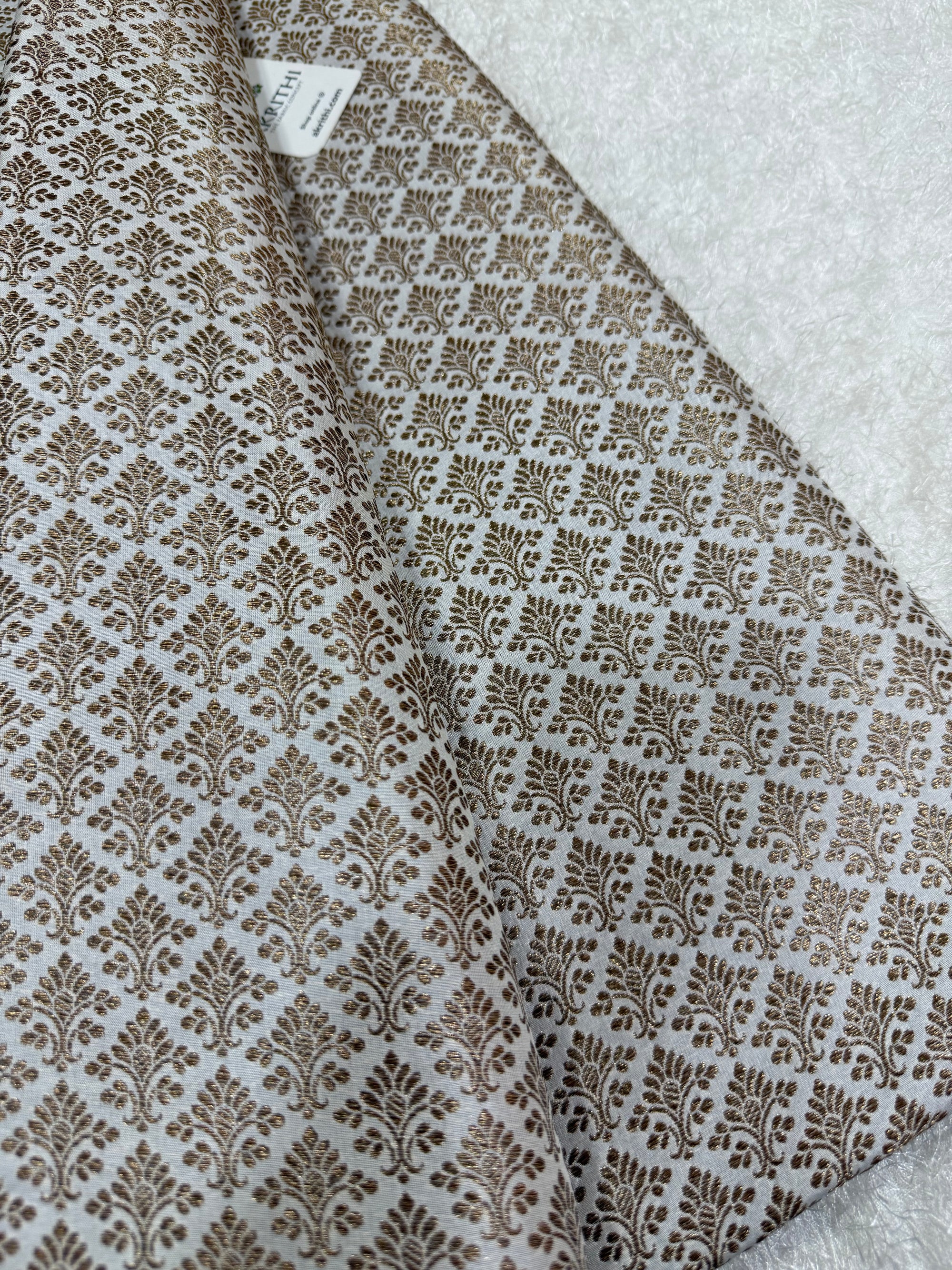 Pure silk Handloom Banarasi brocade fabric