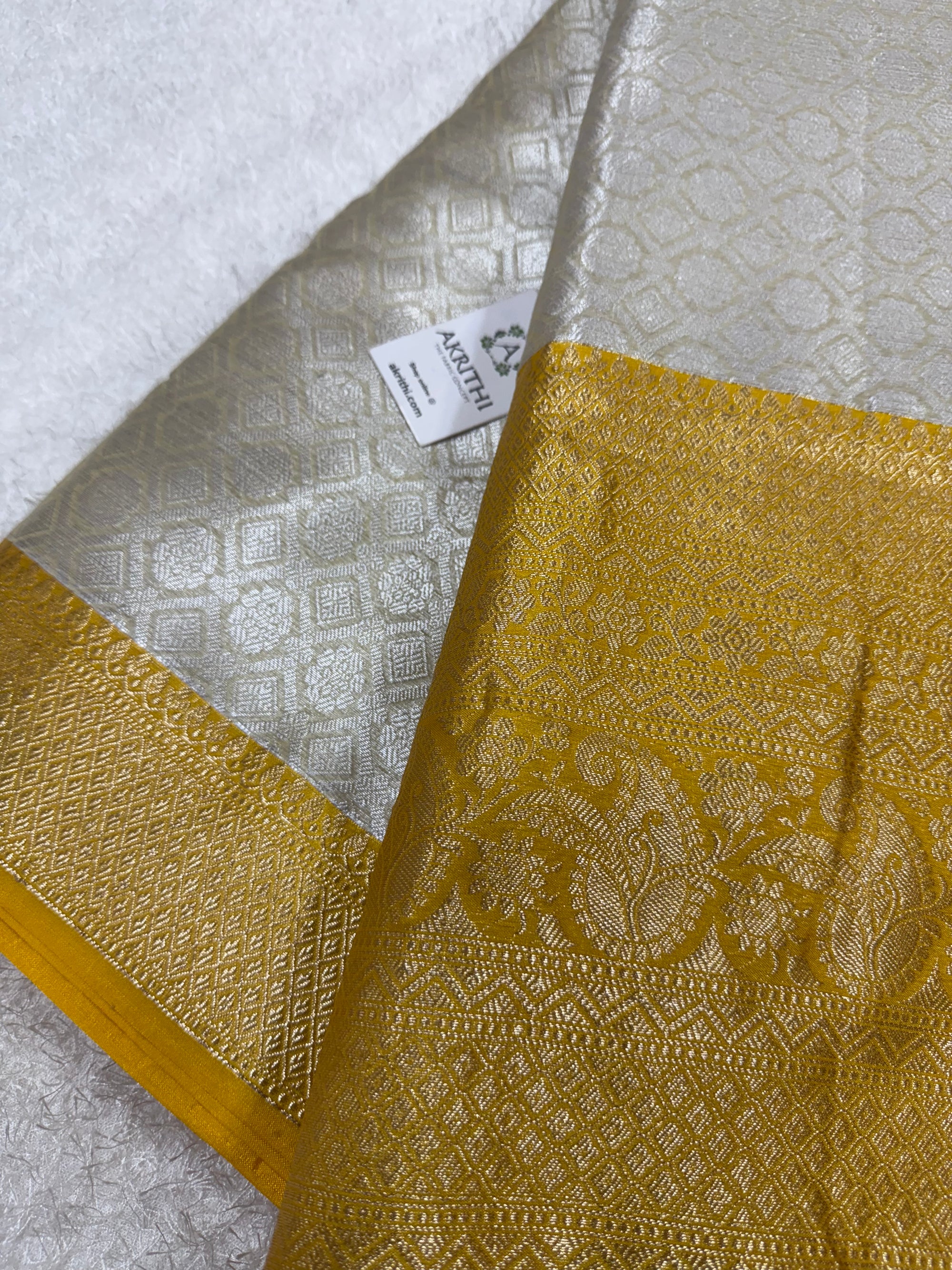 Pure Banarasi brocade fabric with border