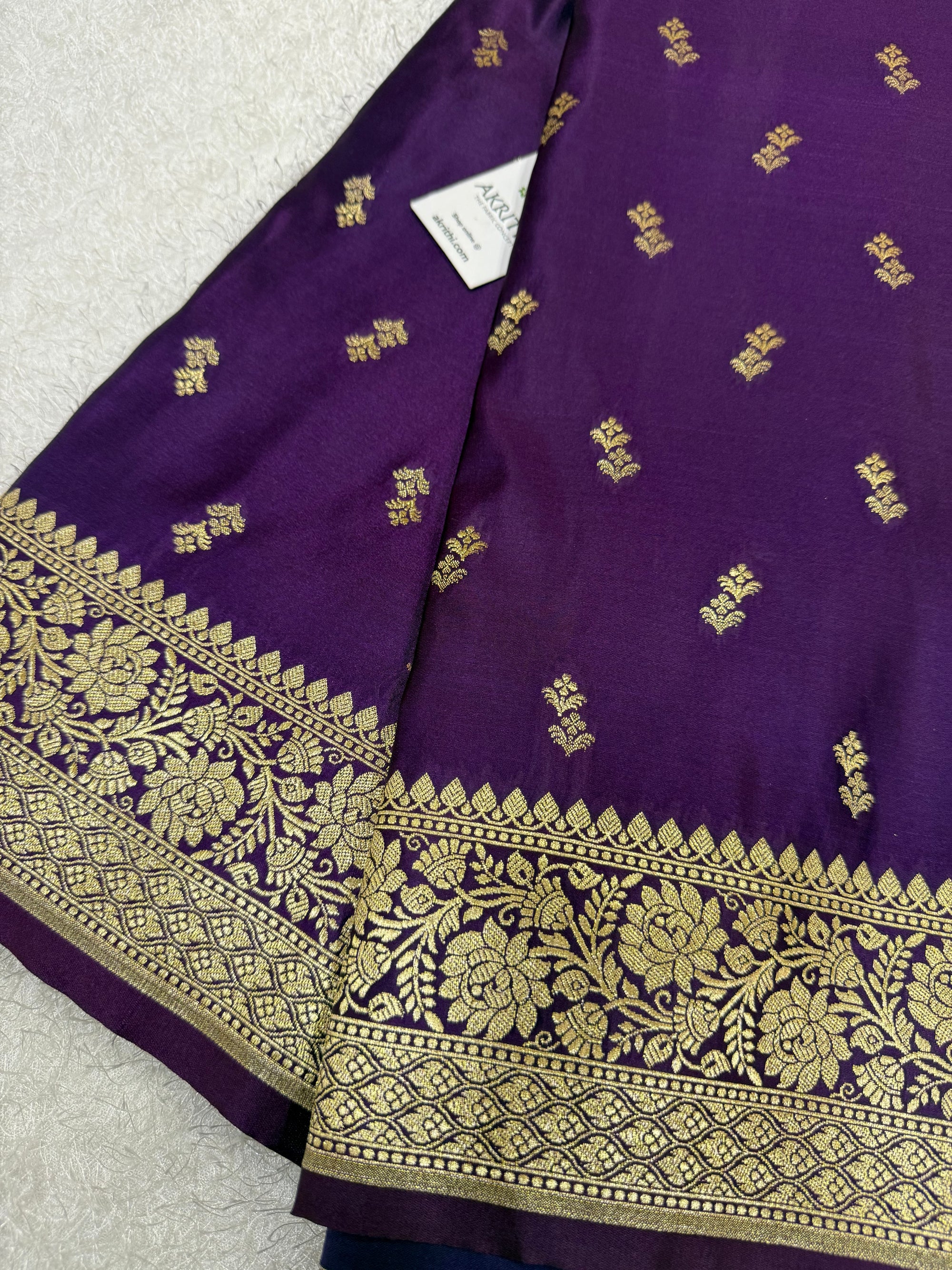 Pure Banarasi brocade fabric with border