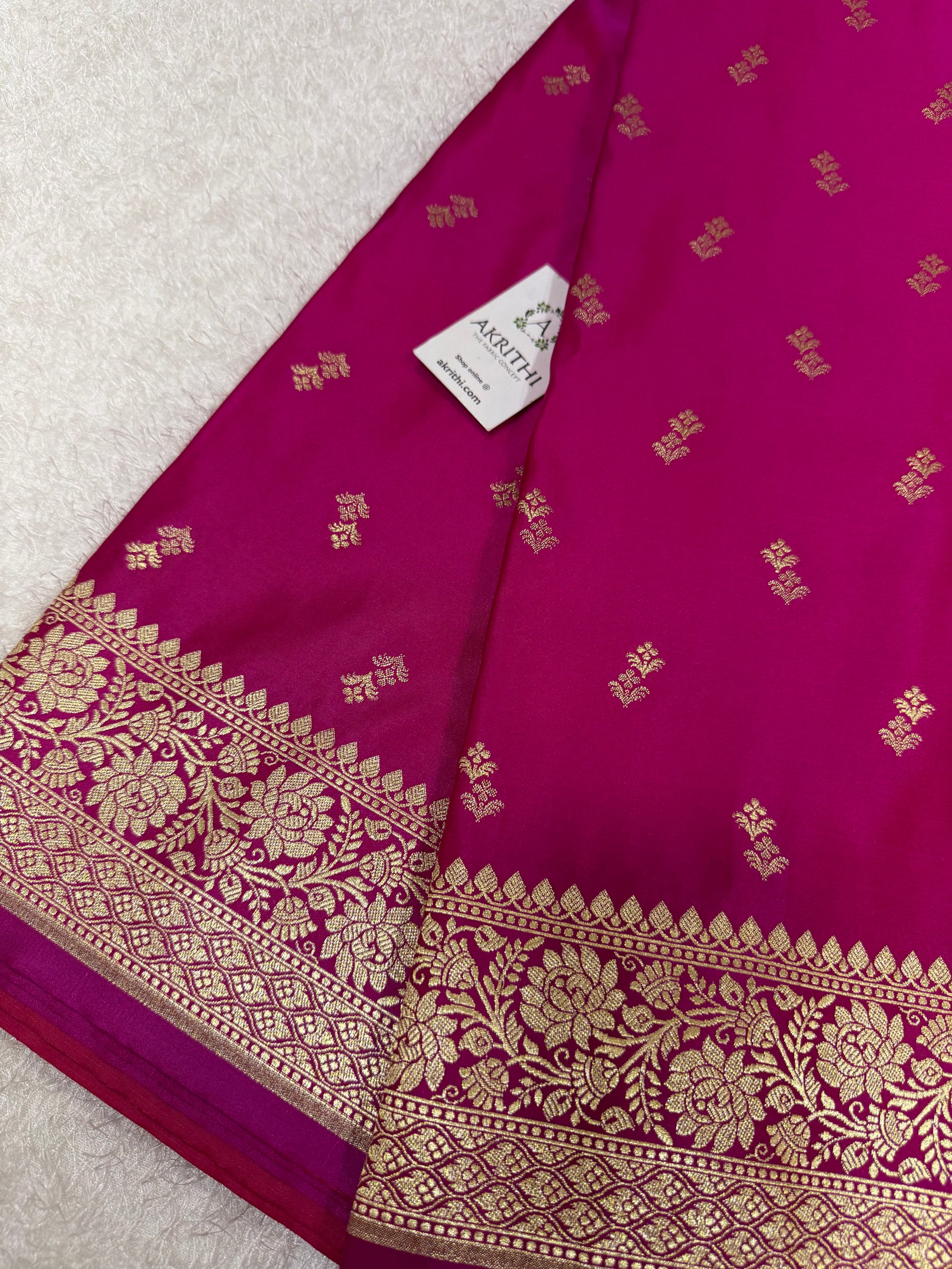Pure Banarasi brocade fabric with border