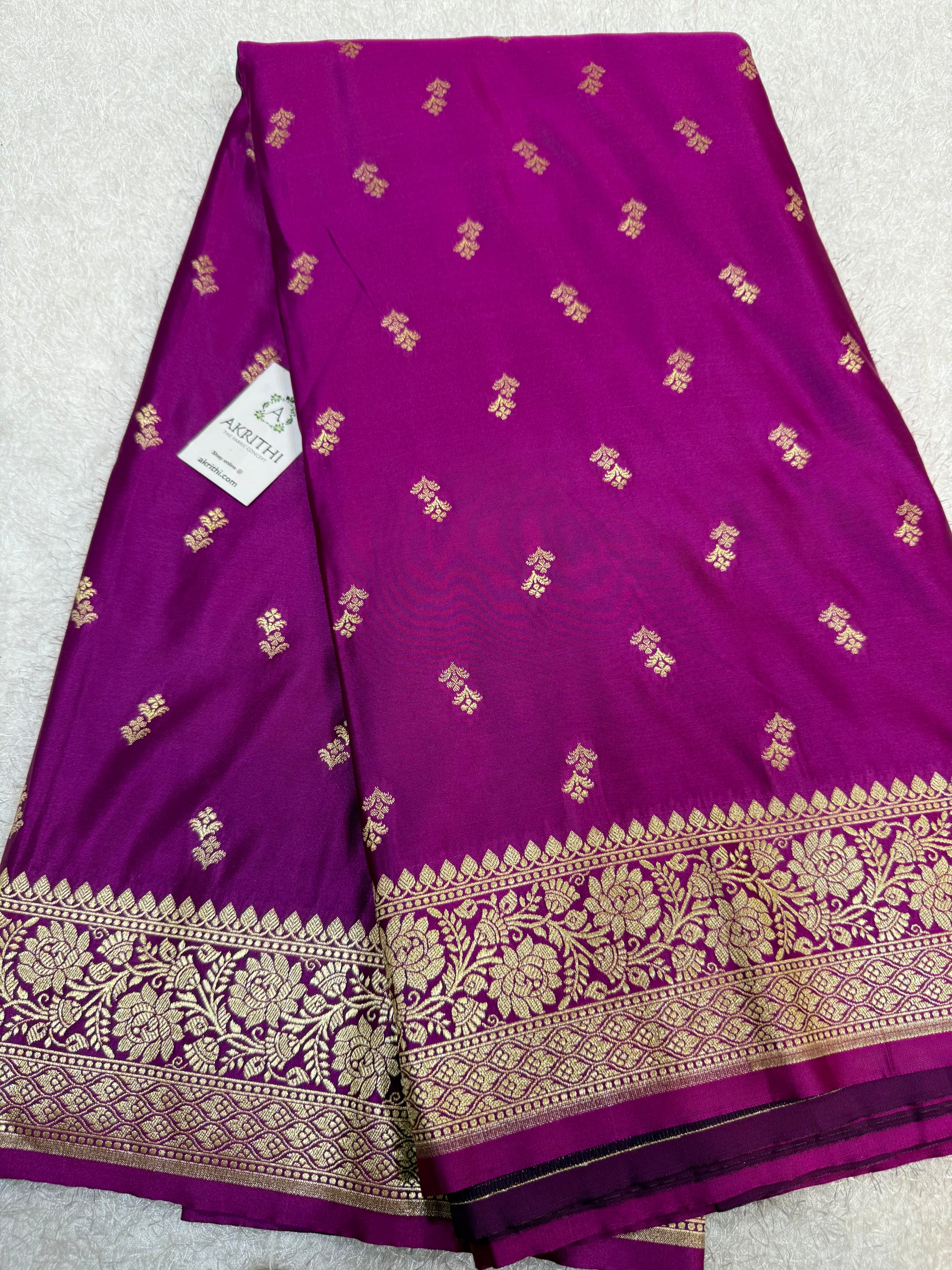 Pure Banarasi brocade fabric with border