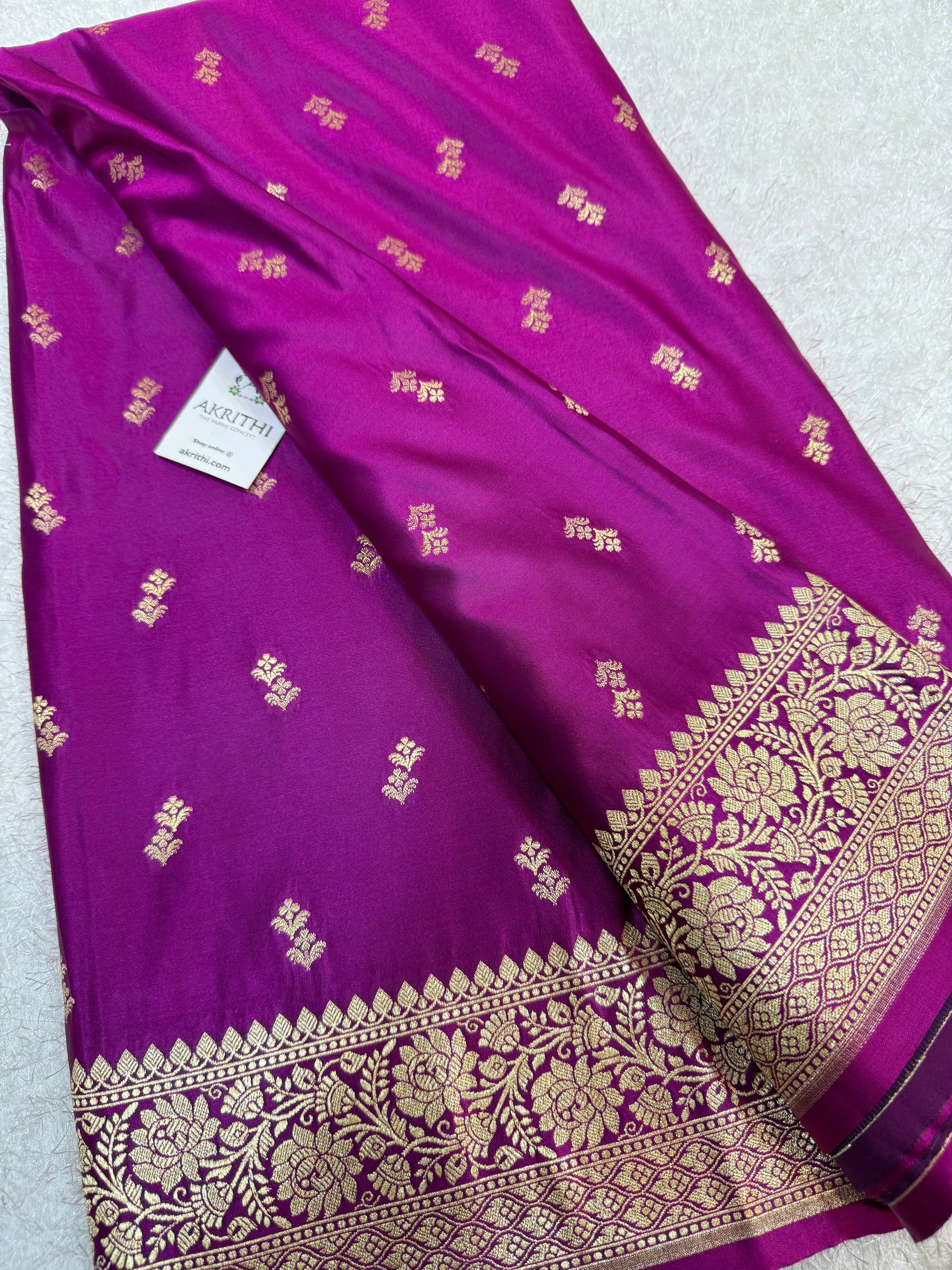 Pure Banarasi brocade fabric with border