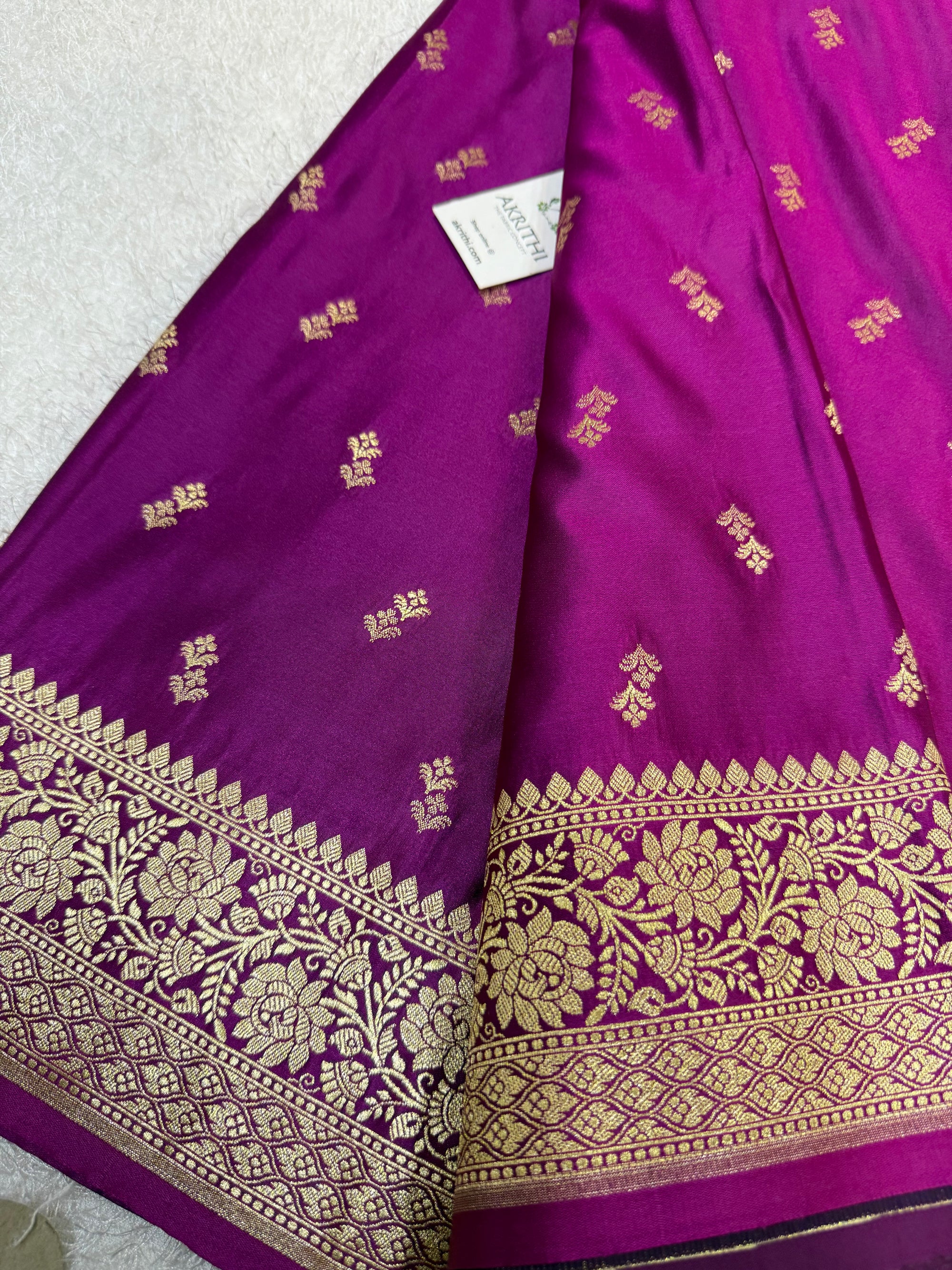 Pure Banarasi brocade fabric with border
