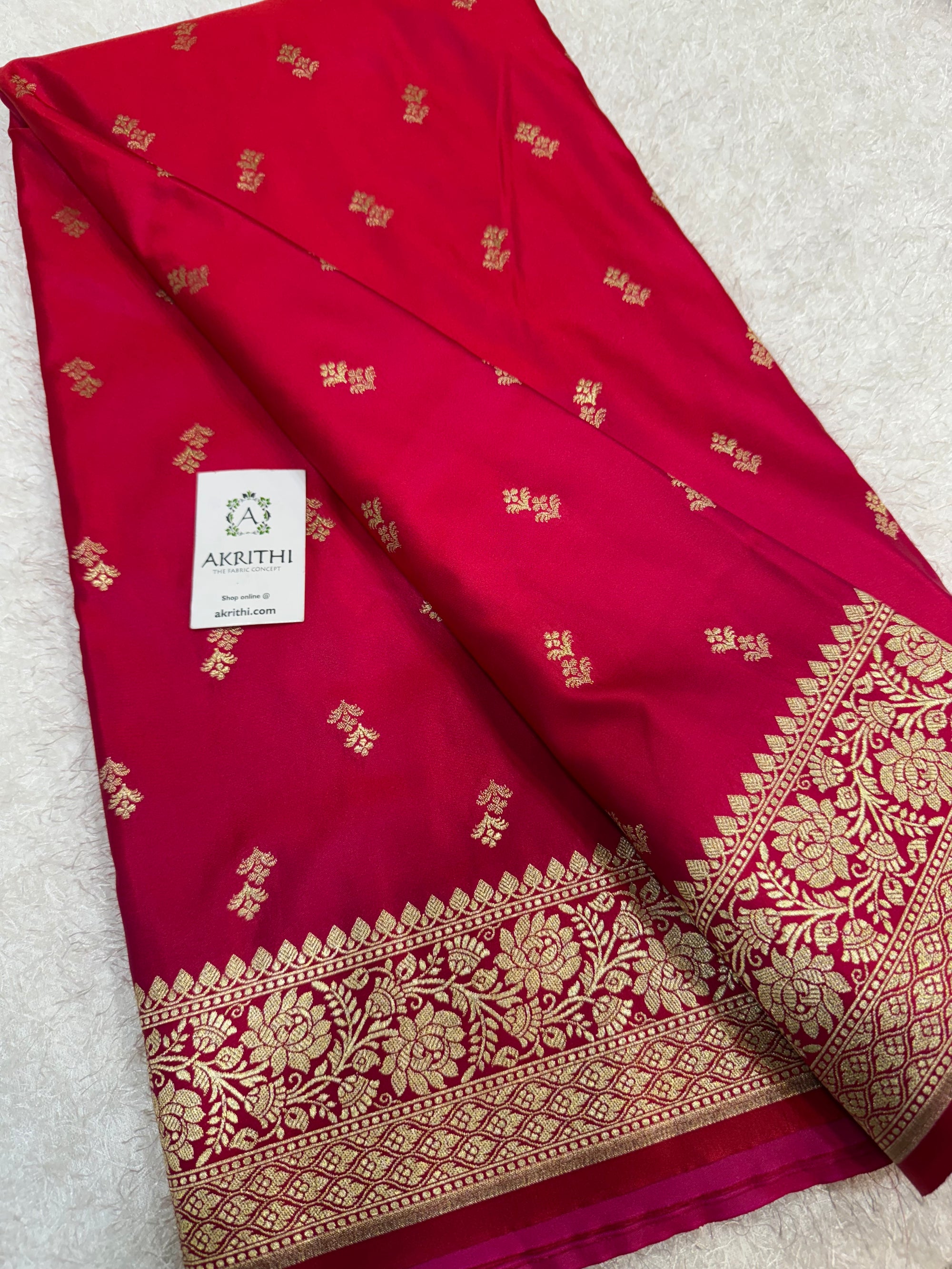 Pure Banarasi brocade fabric with border