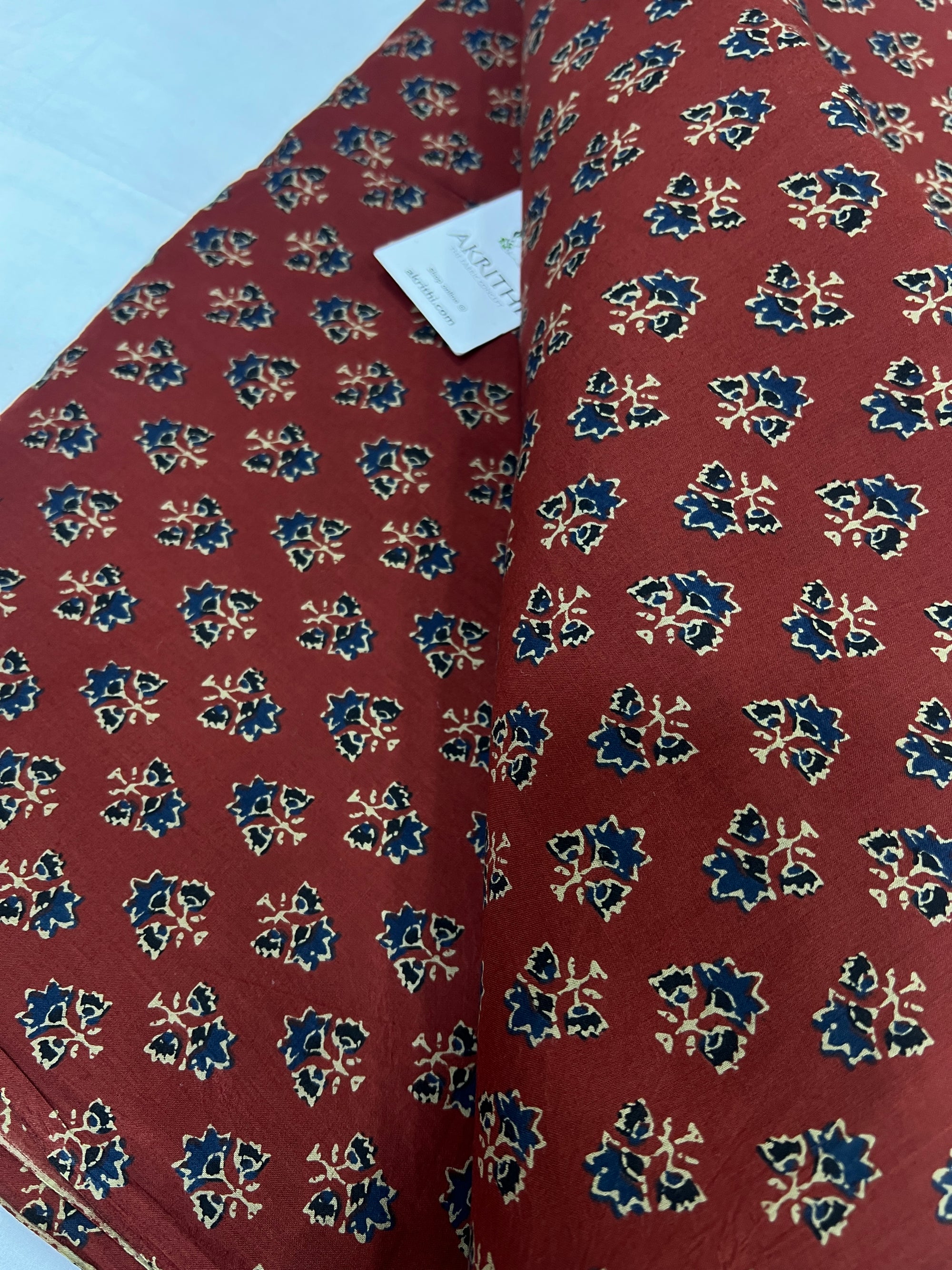 Printed pure cotton fabric 80 CM CUT