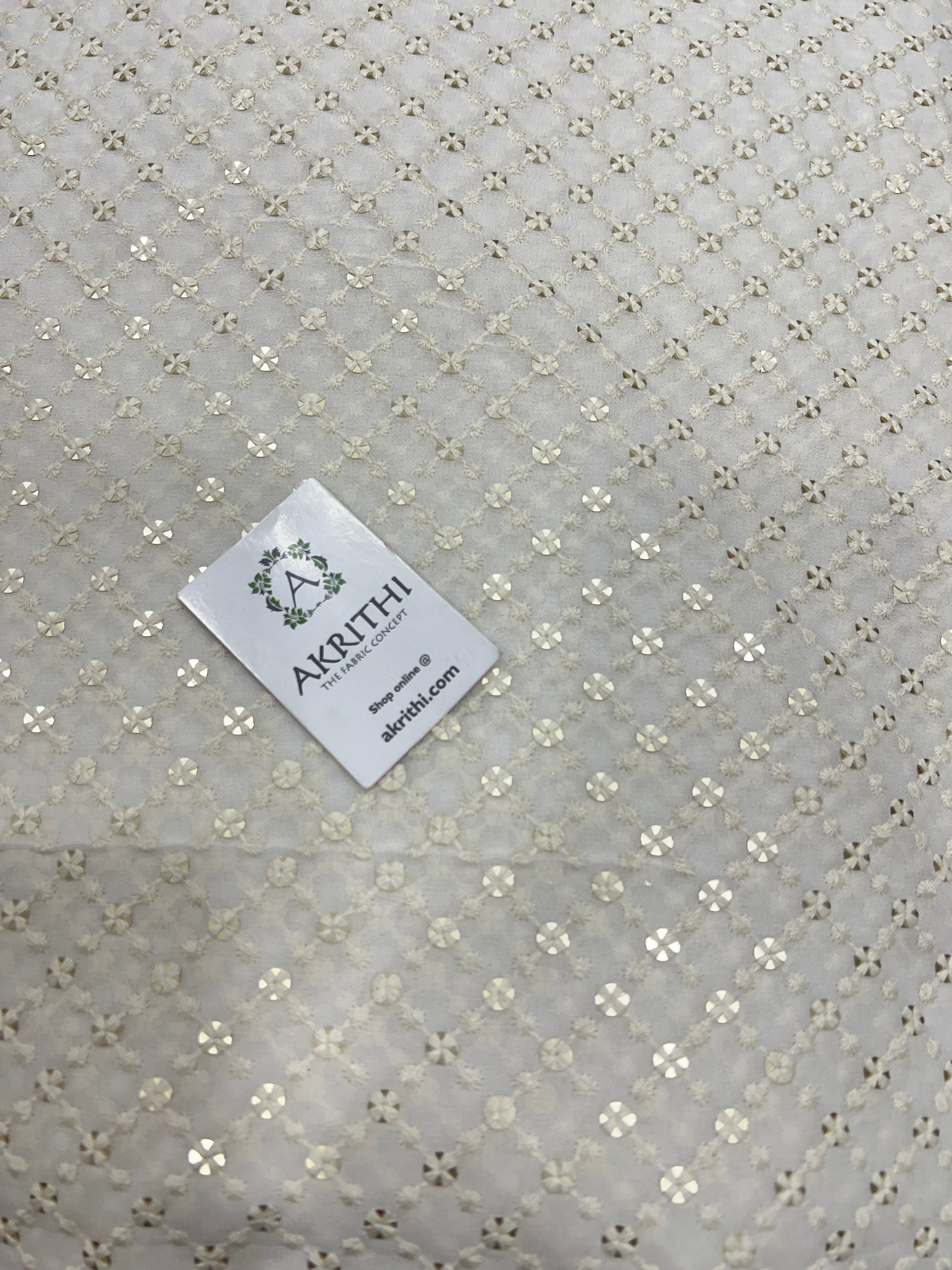 Dyeable embroidered Georgette fabric