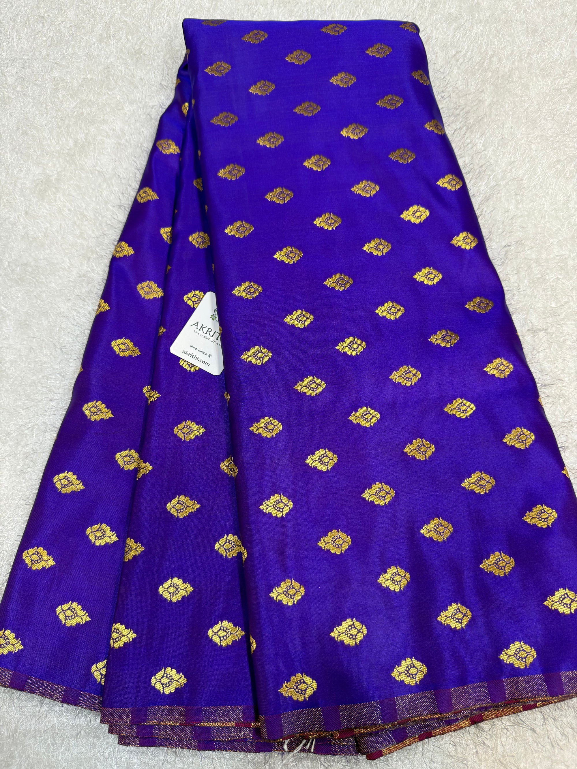 Pure Banarasi brocade butti fabric