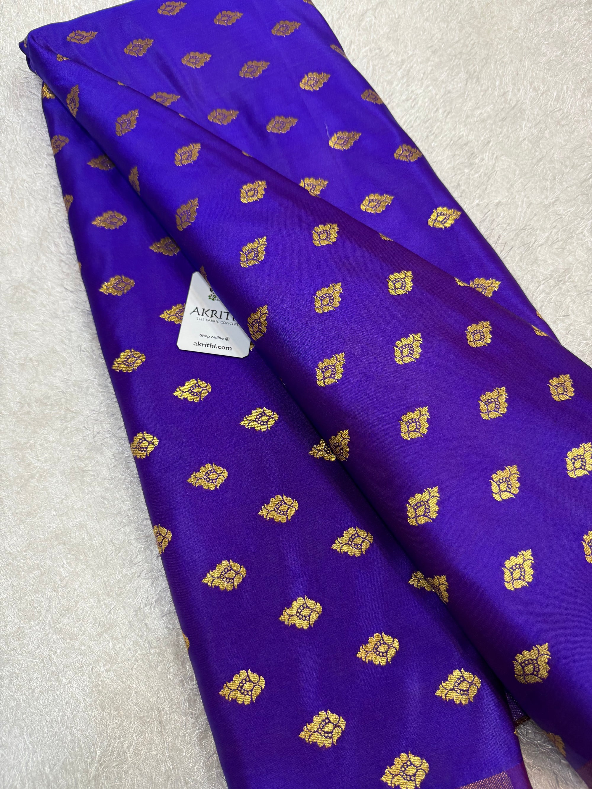 Pure Banarasi brocade butti fabric