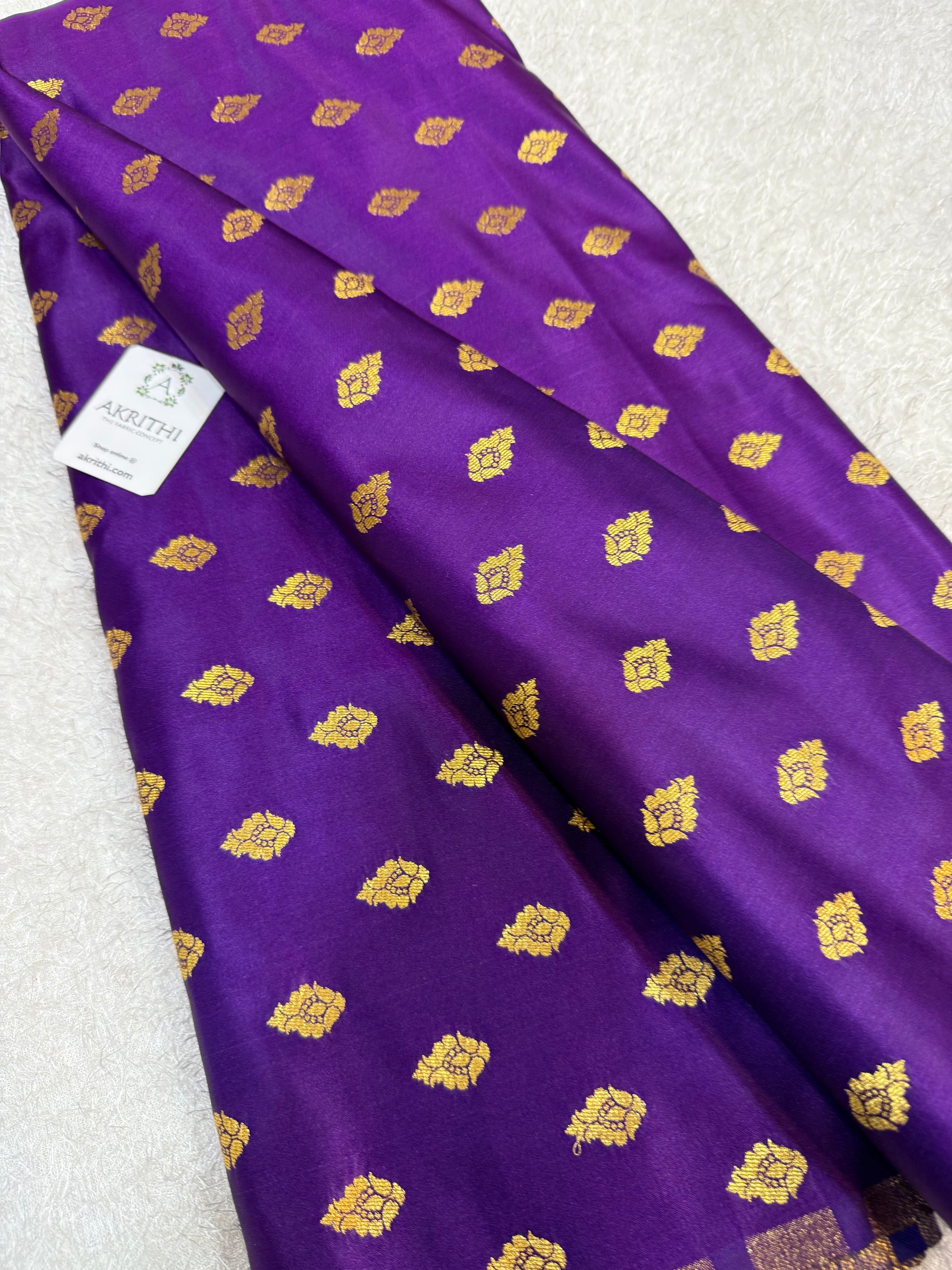 Pure Banarasi brocade butti fabric