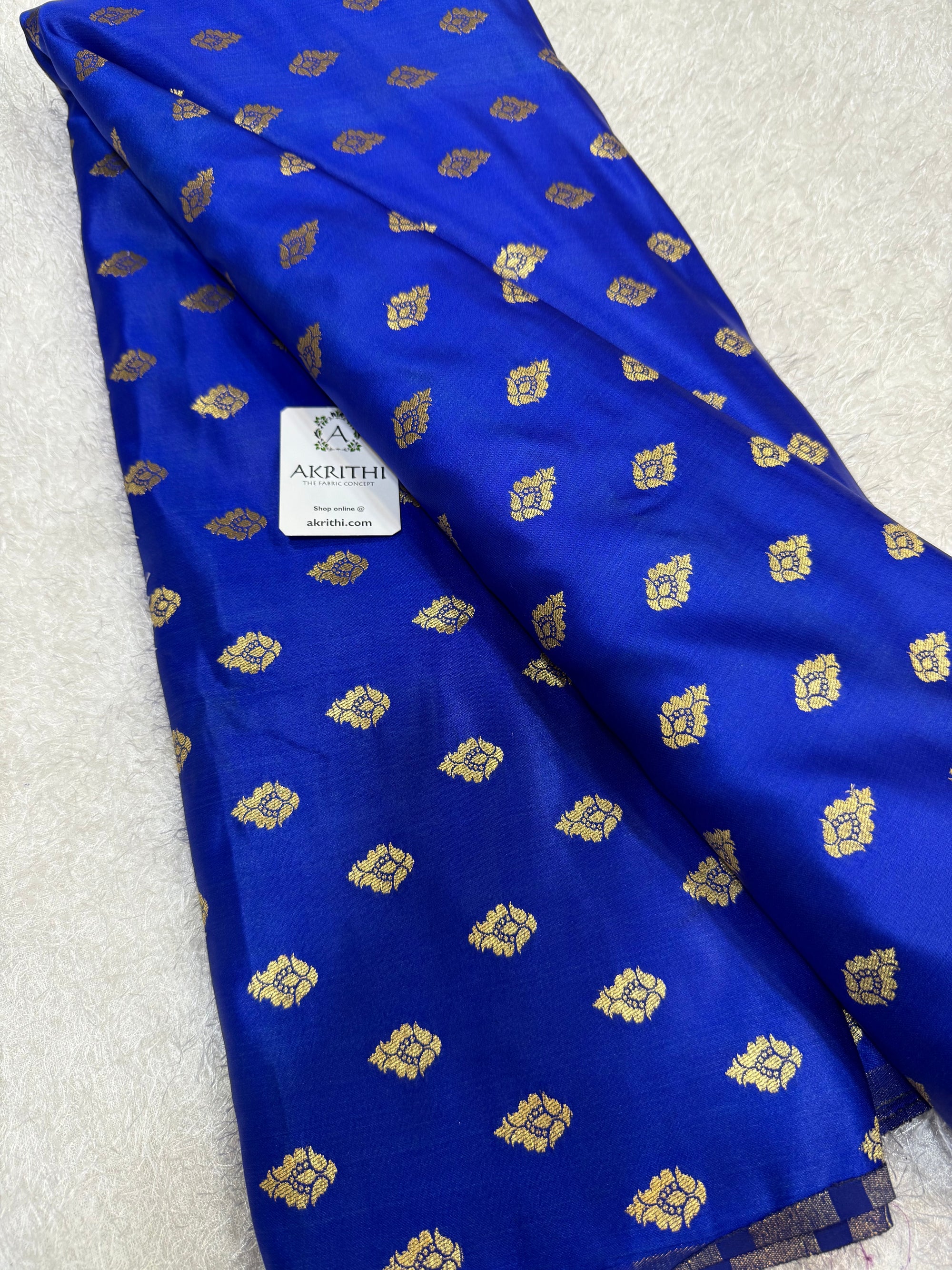 Pure Banarasi brocade butti fabric