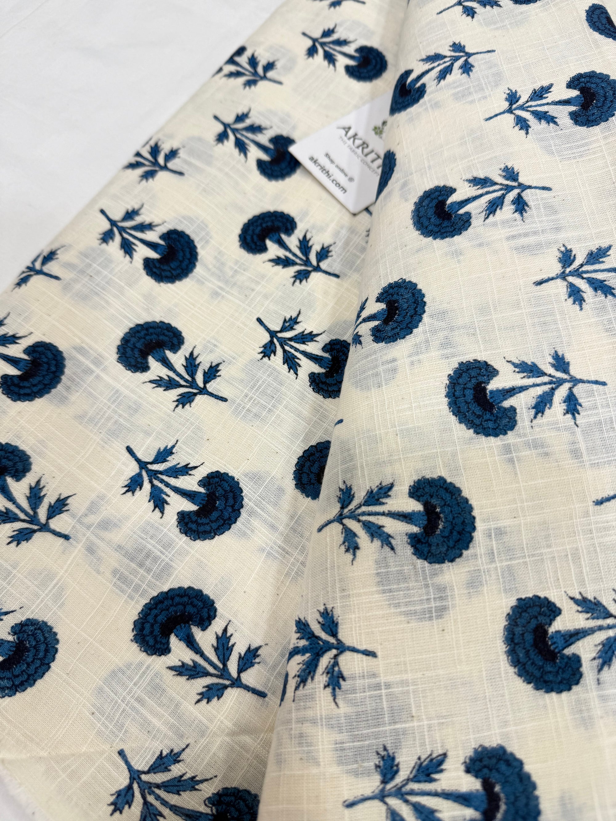 Printed pure slub cotton fabric