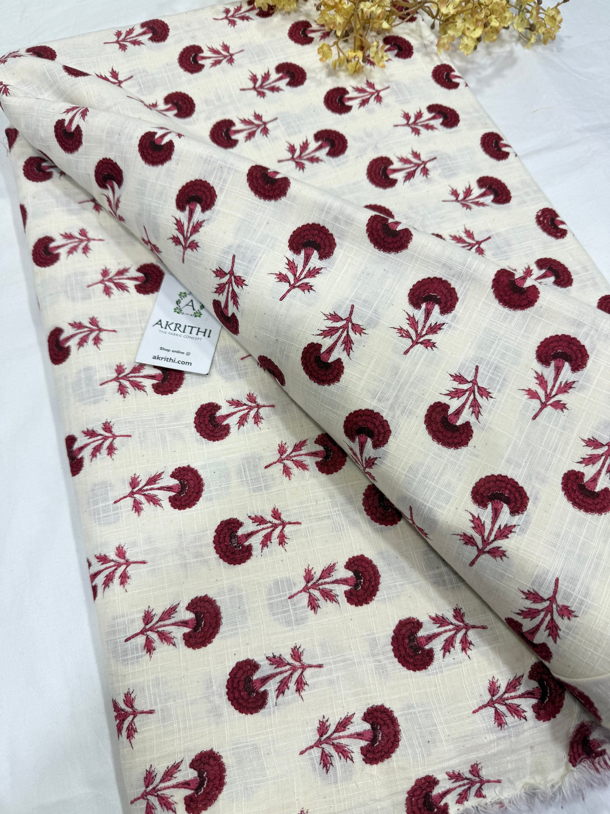 Printed pure slub cotton fabric 1.3 METERS CUT