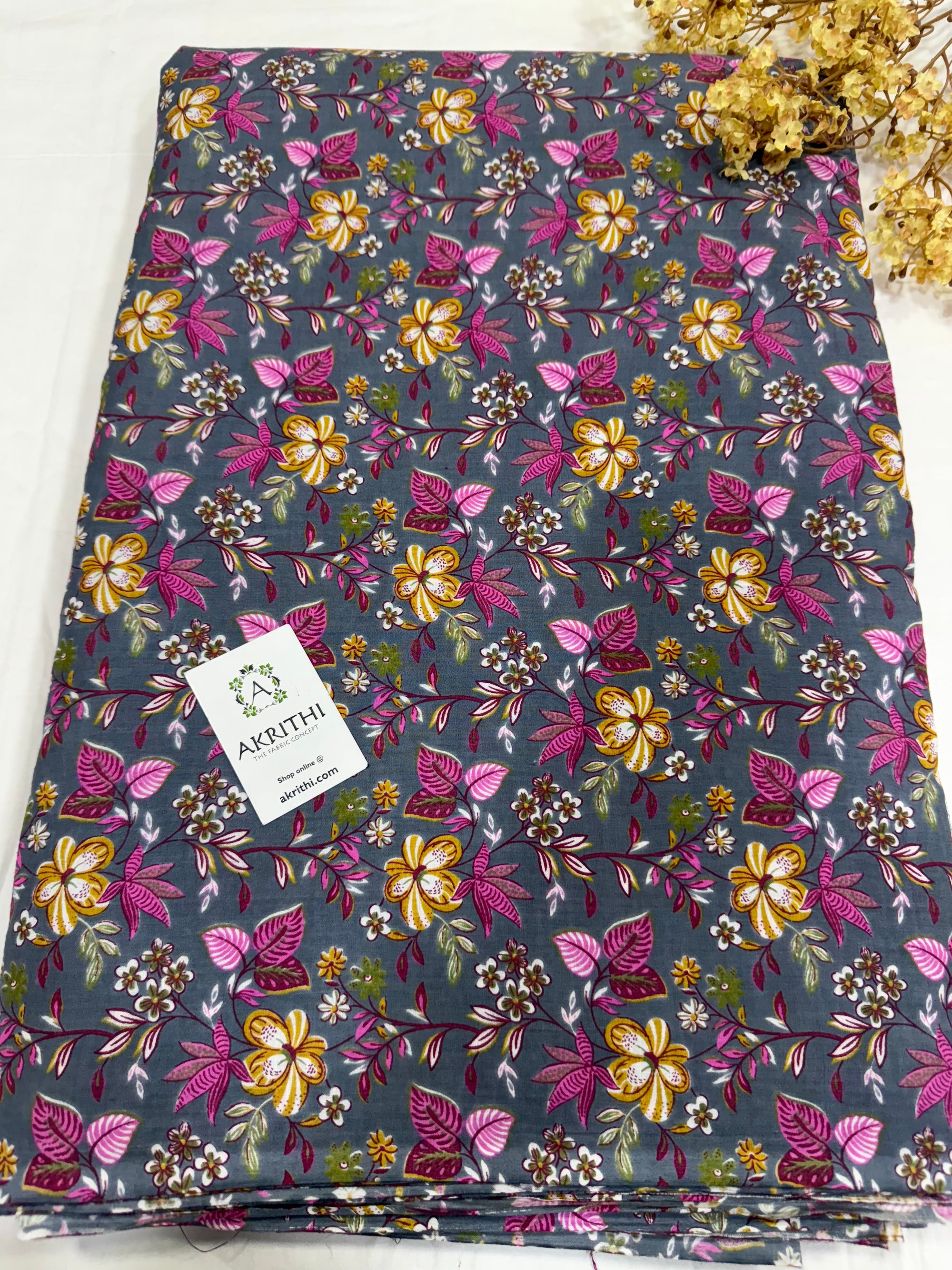 Printed pure cotton fabric