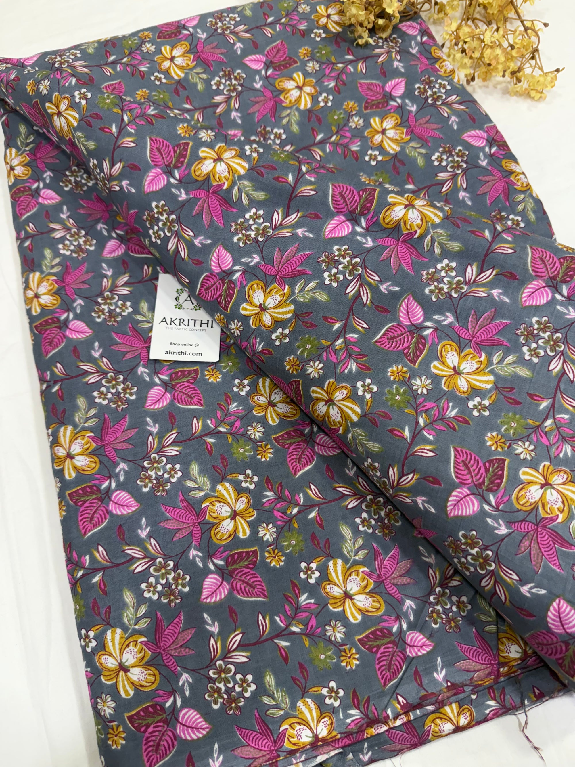 Printed pure cotton fabric