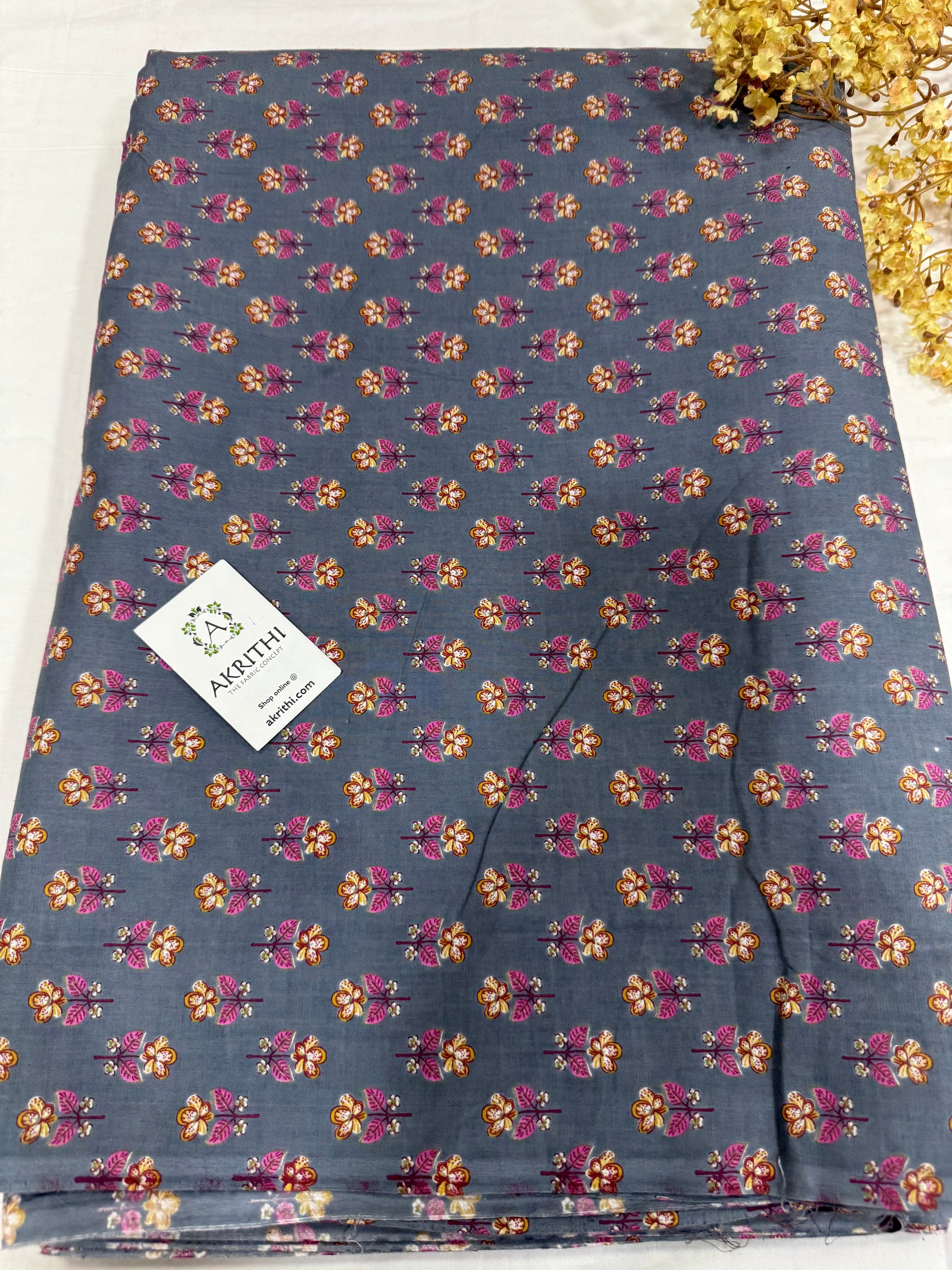Printed pure cotton fabric