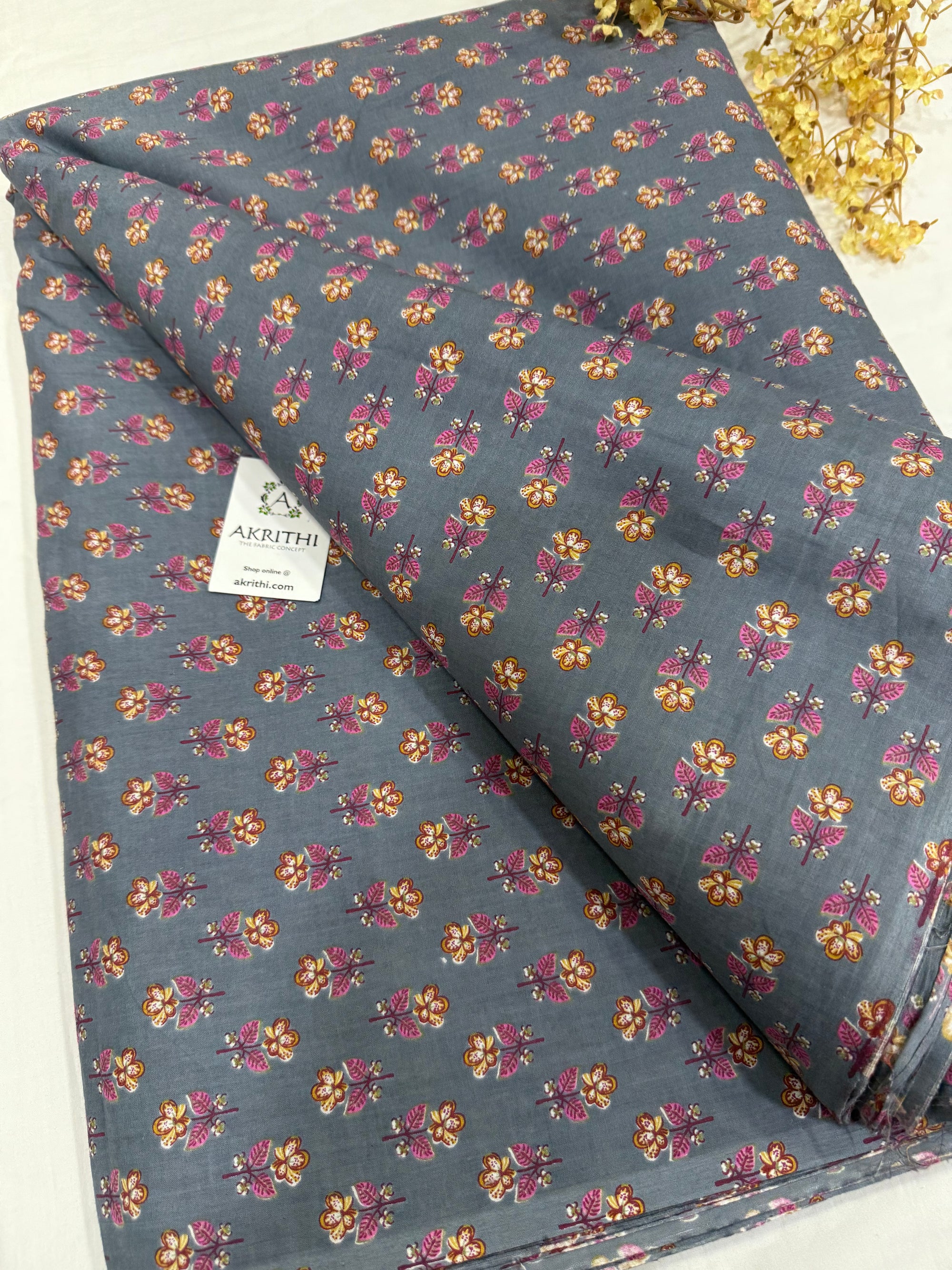 Printed pure cotton fabric