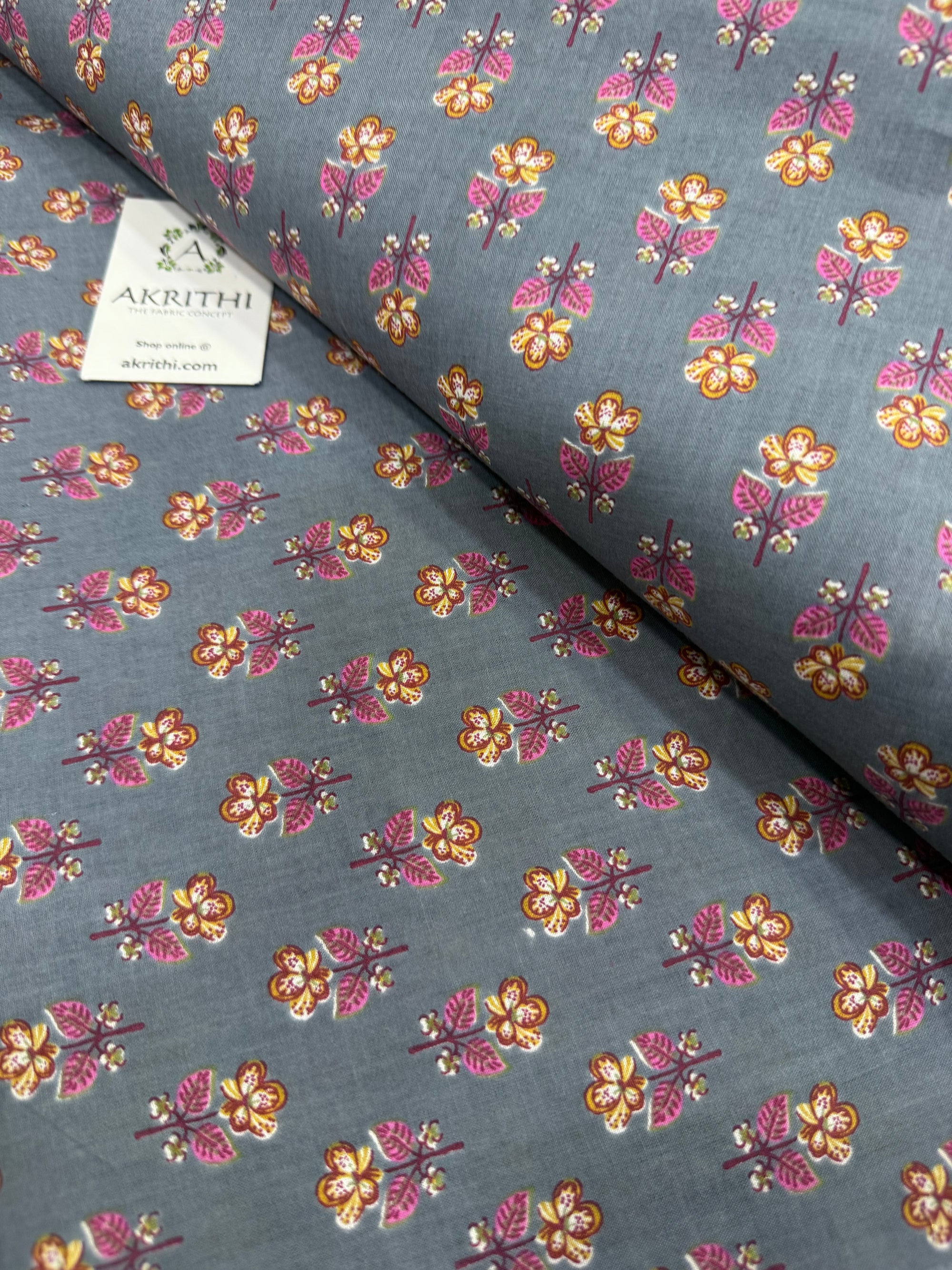 Printed pure cotton fabric