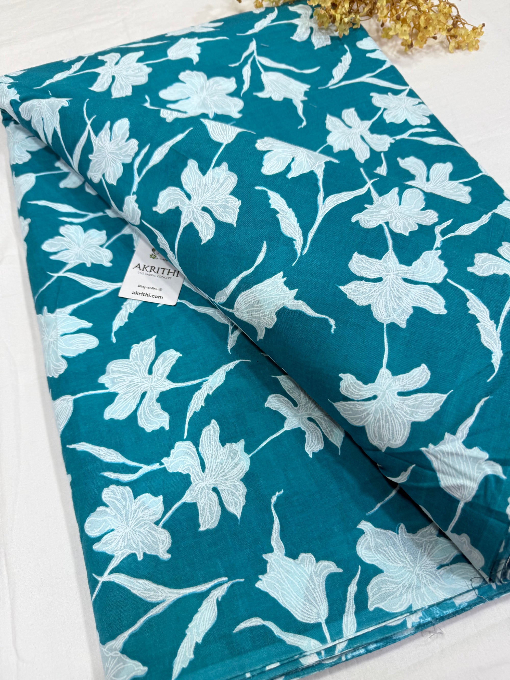 Printed pure cotton fabric
