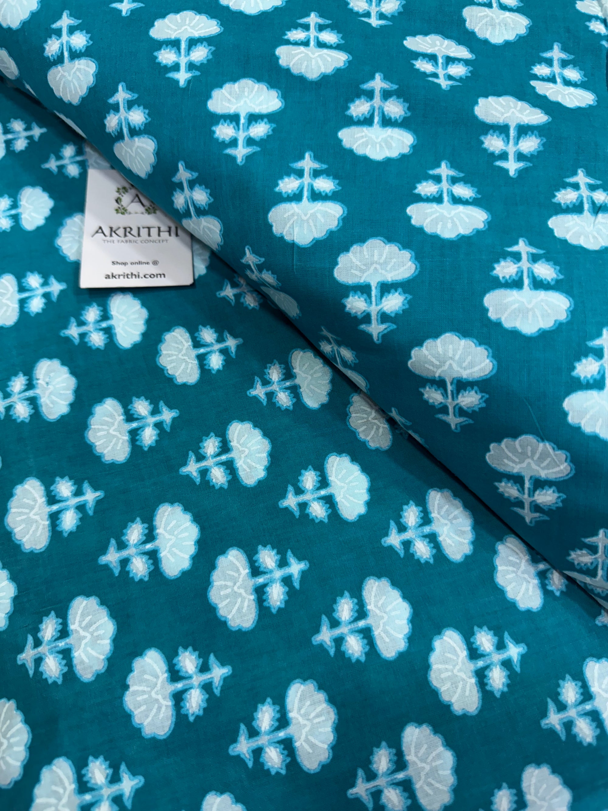 Printed pure cotton fabric