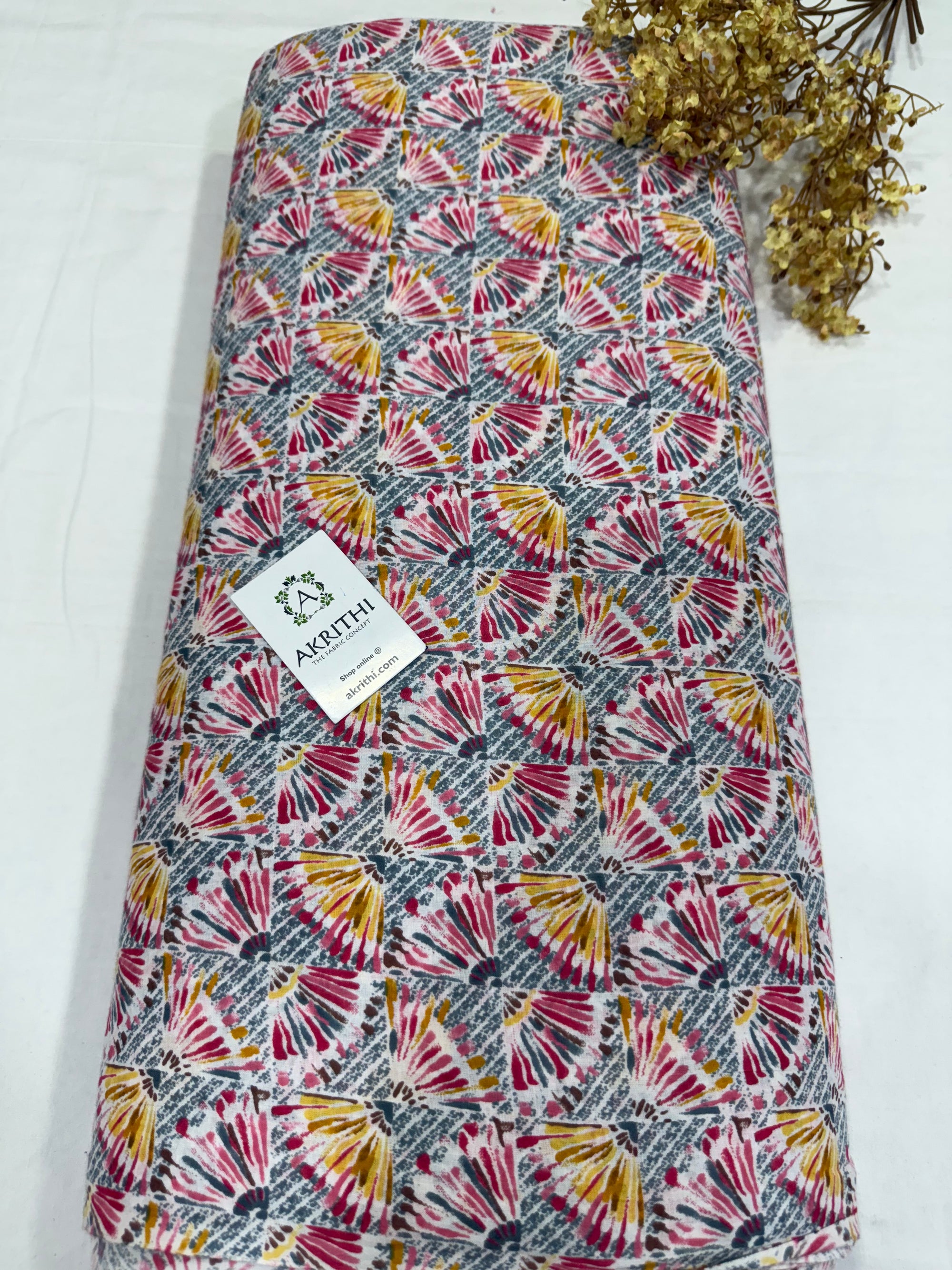 Printed pure cotton fabric