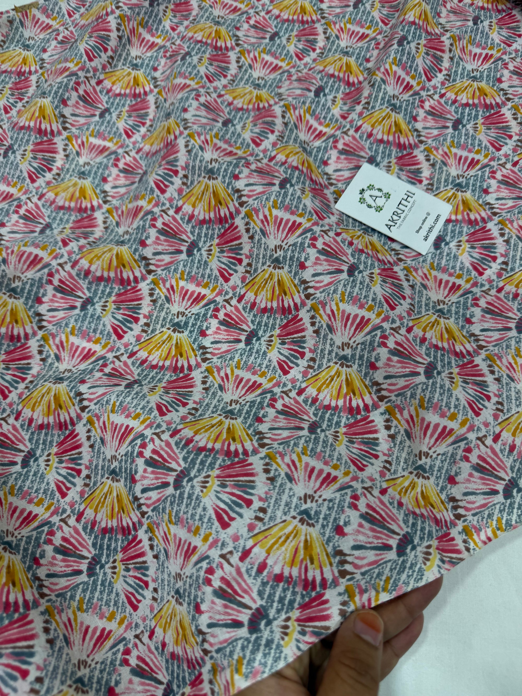 Printed pure cotton fabric