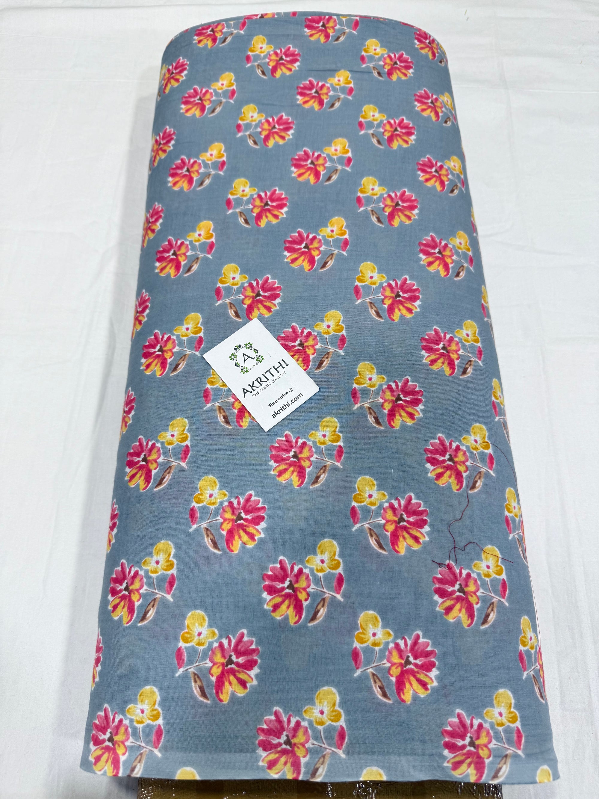 Printed pure cotton fabric