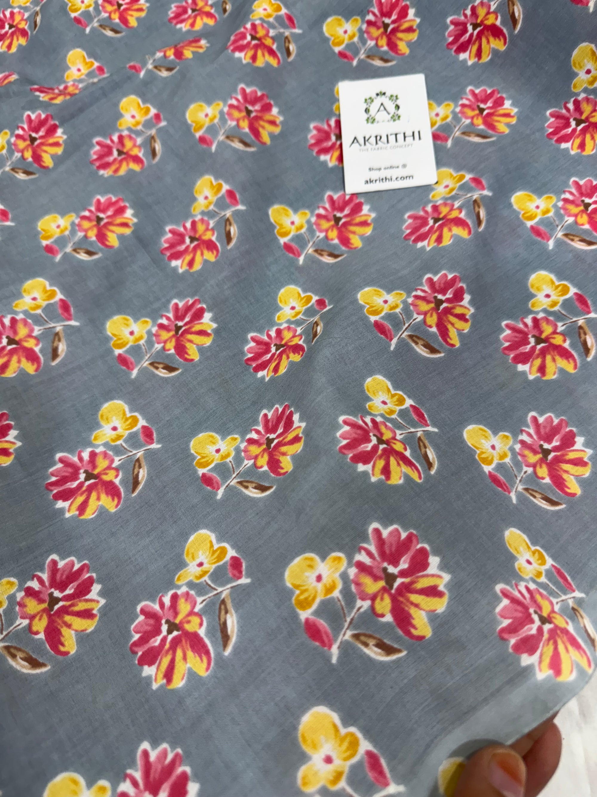 Printed pure cotton fabric