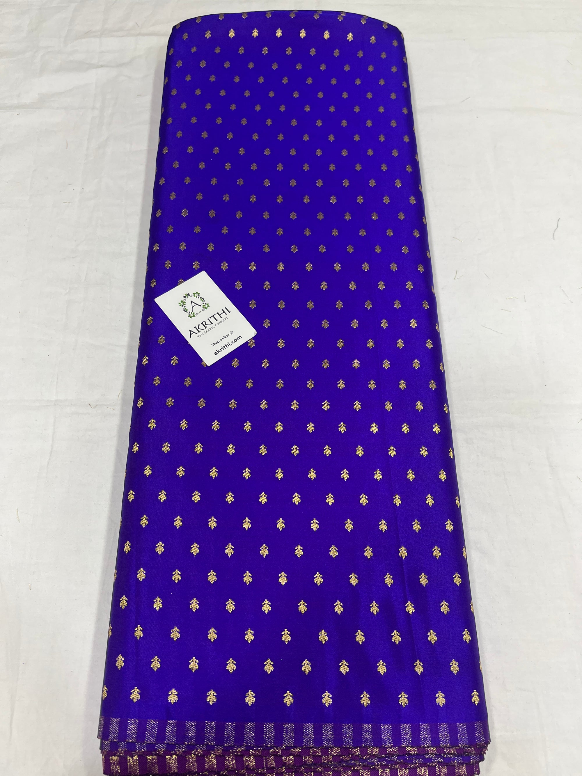 Pure Banarasi brocade butti fabric