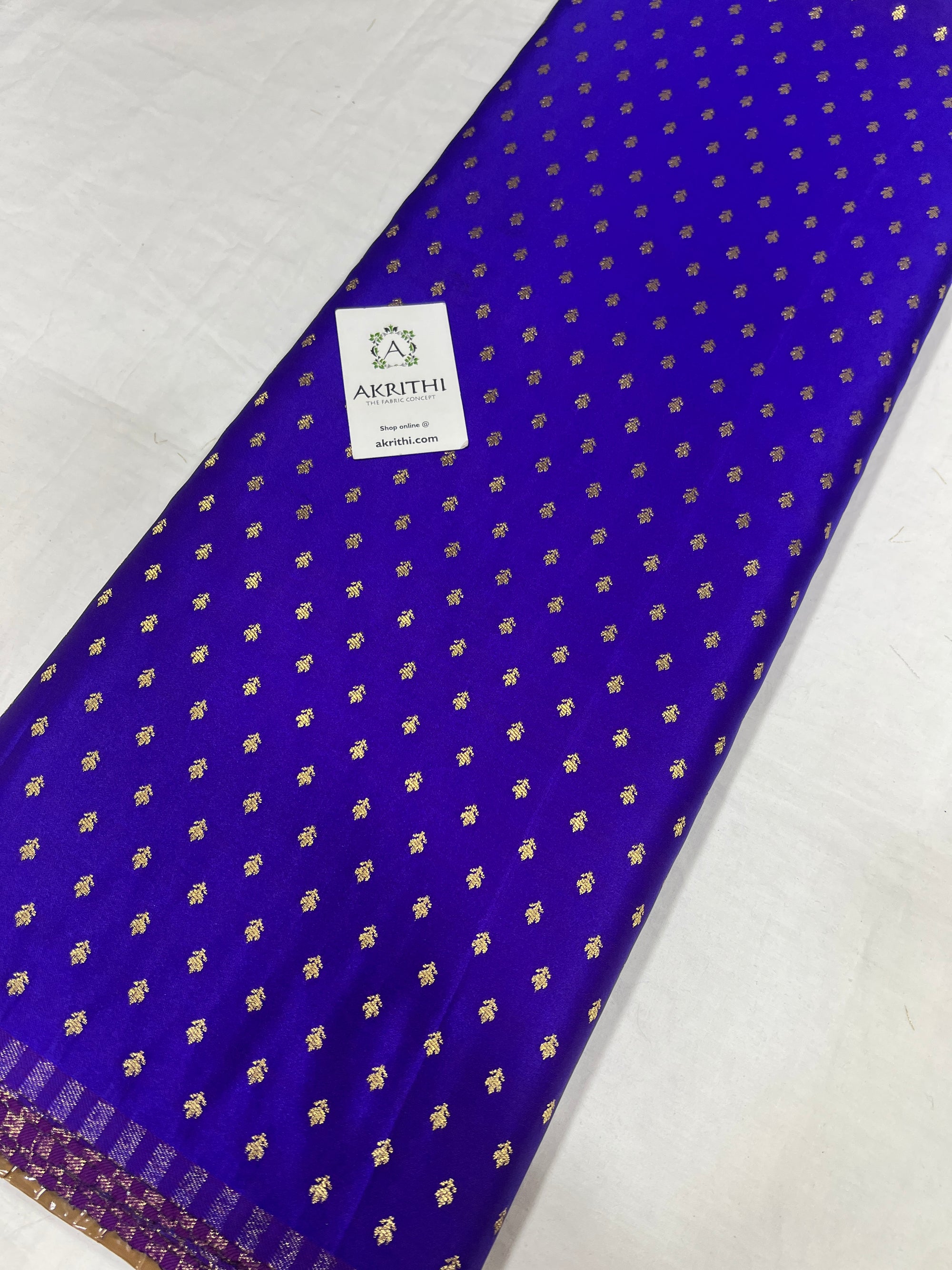 Pure Banarasi brocade butti fabric