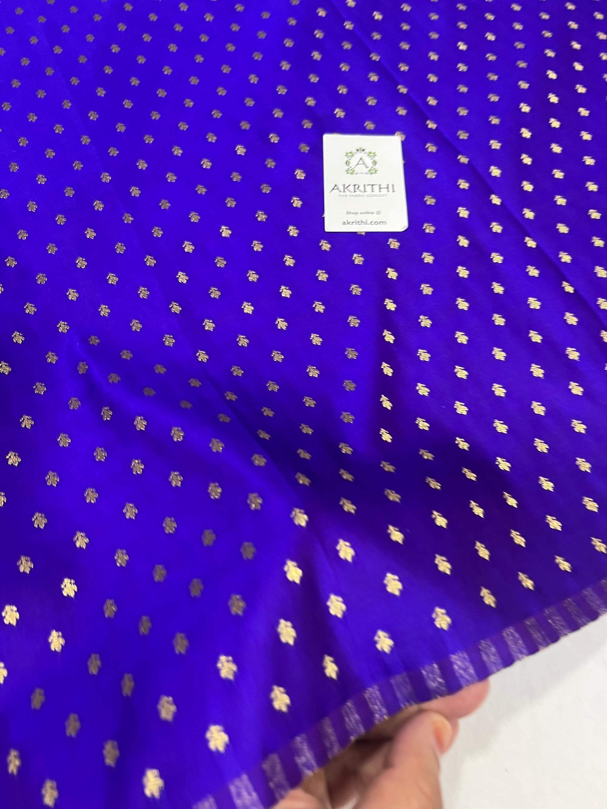 Pure Banarasi brocade butti fabric