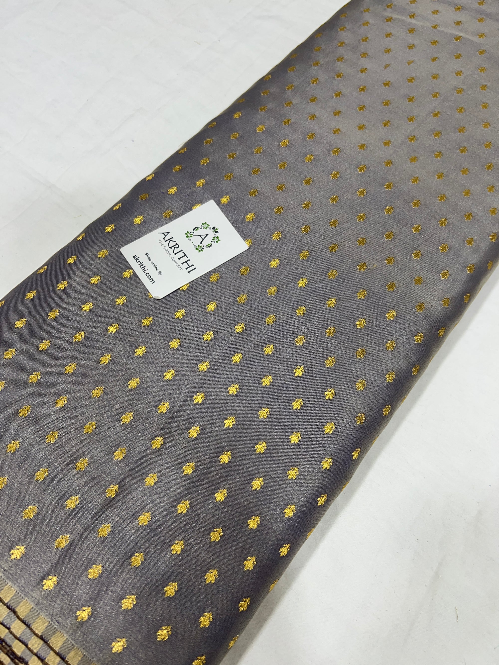 Pure Banarasi brocade butti fabric