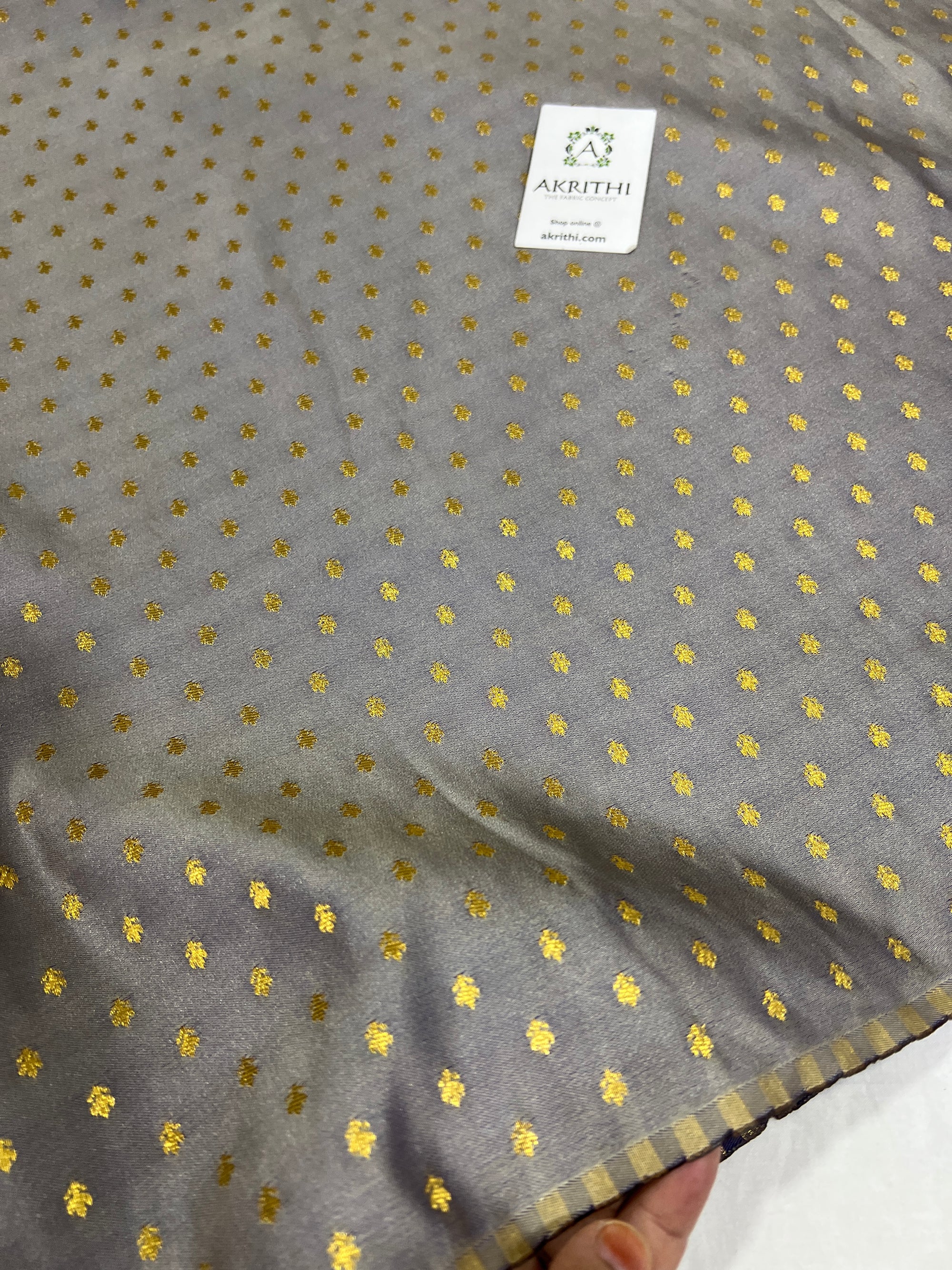 Pure Banarasi brocade butti fabric
