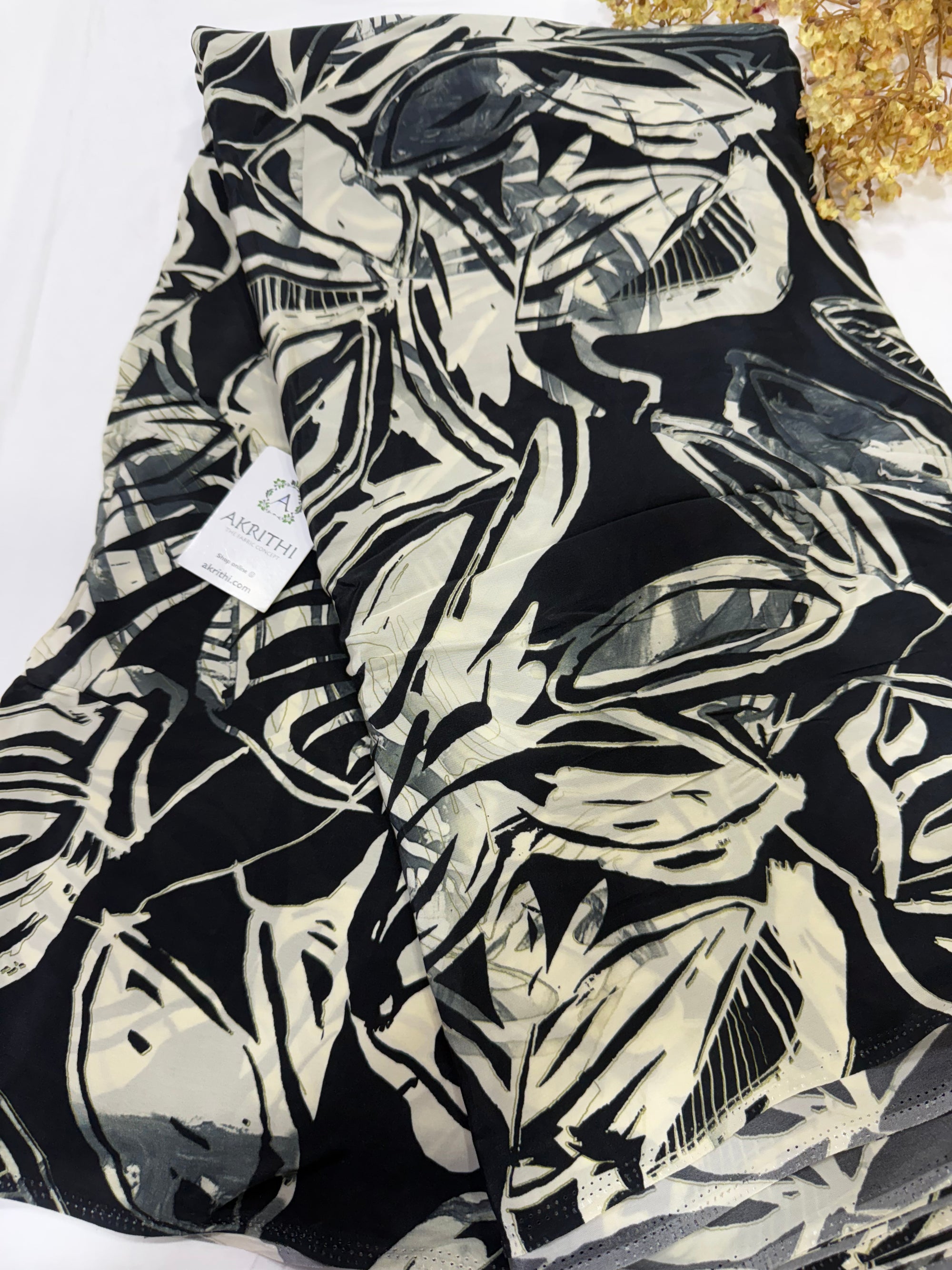 Digital floral printed pure crepe fabric