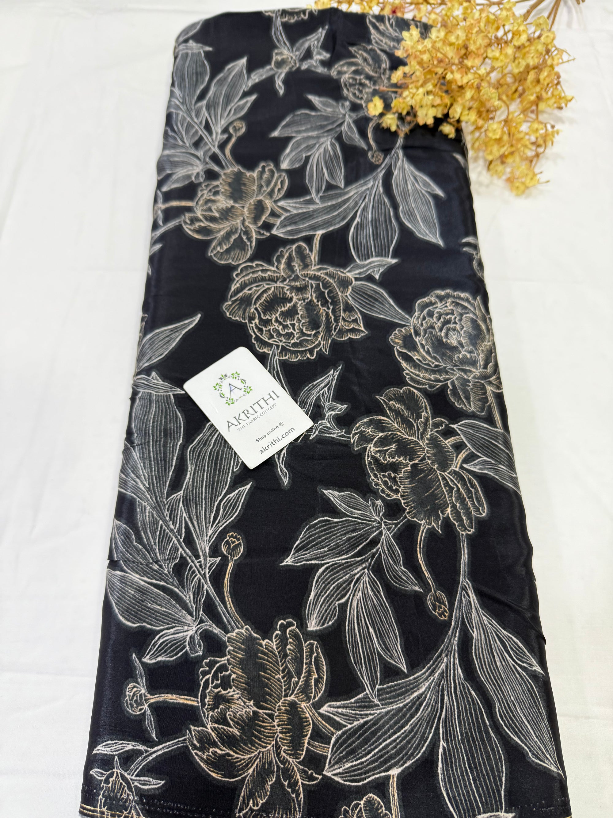 Digital floral printed pure crepe fabric