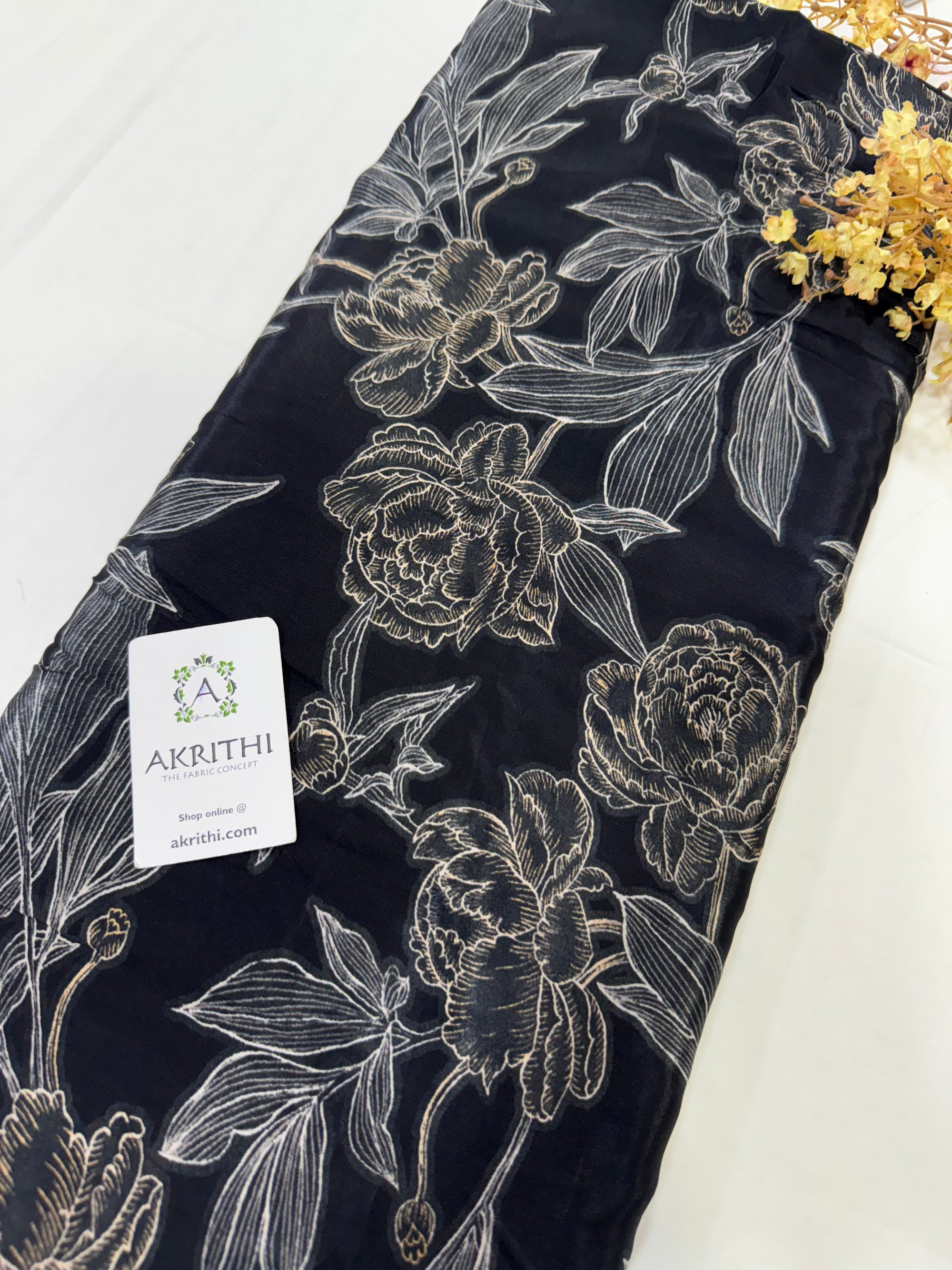 Digital floral printed pure crepe fabric