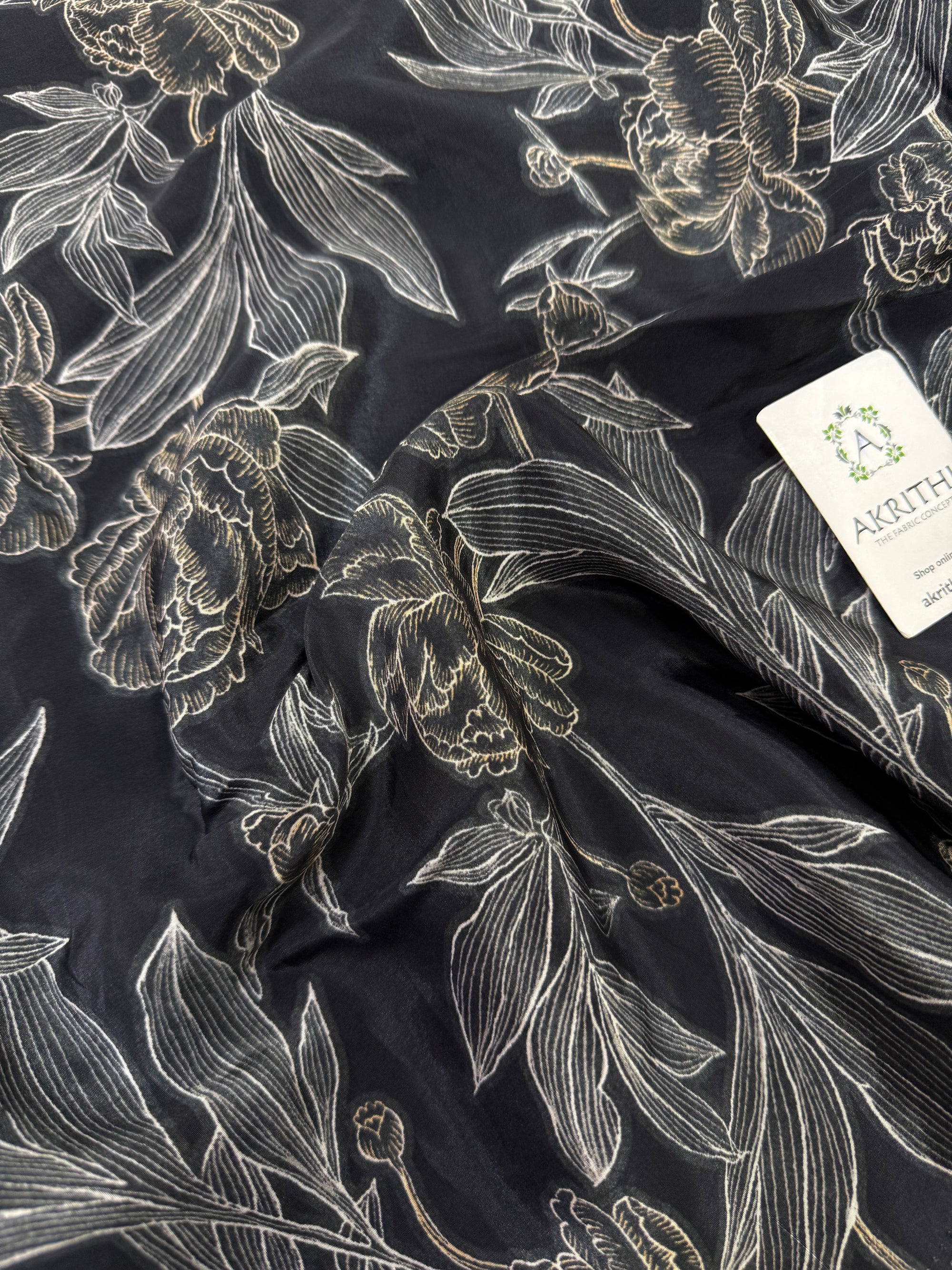 Digital floral printed pure crepe fabric