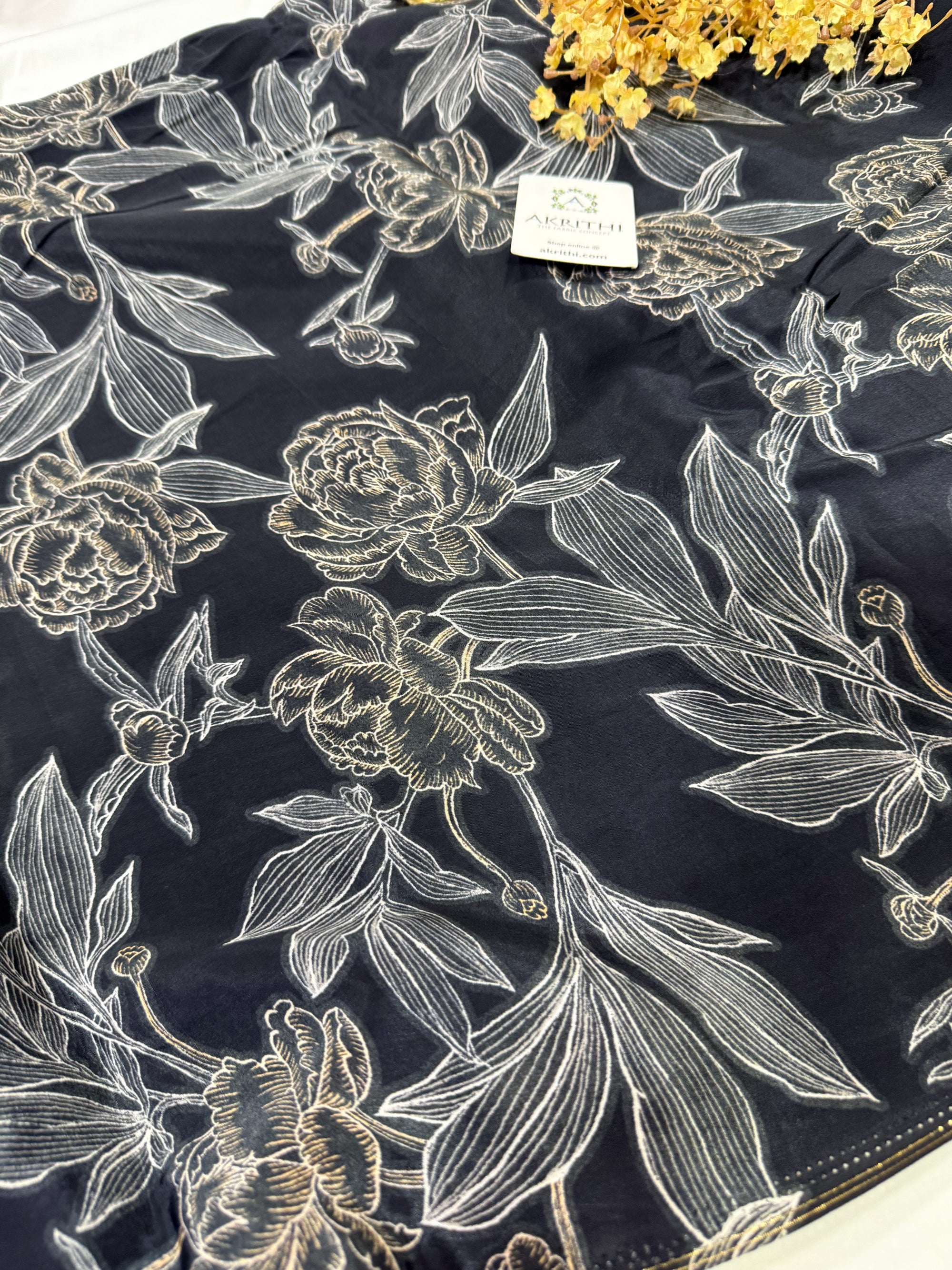 Digital floral printed pure crepe fabric